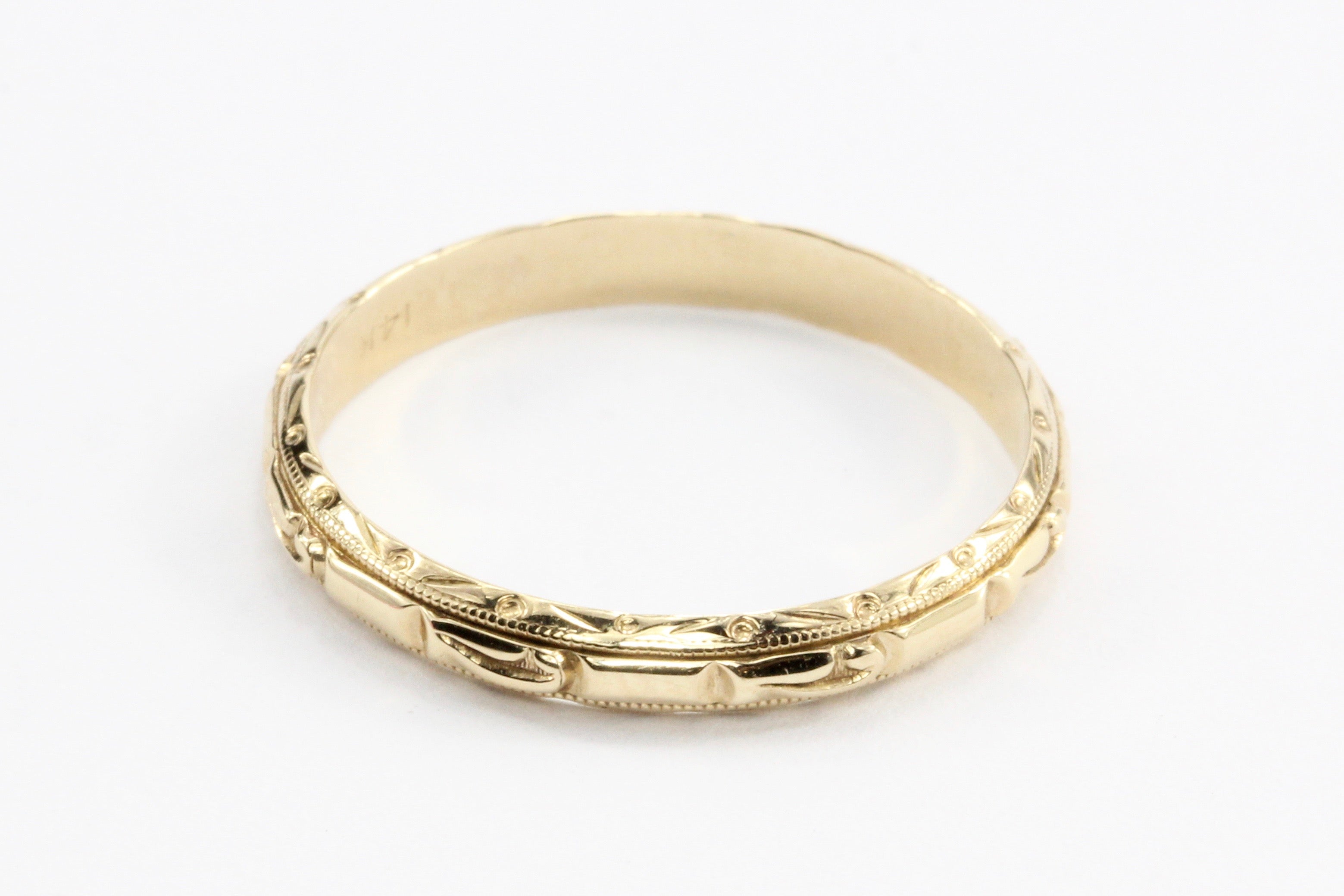 Art Deco 14K Rose Gold Mens Wedding Band c.1940's Size 9.75 - Queen May