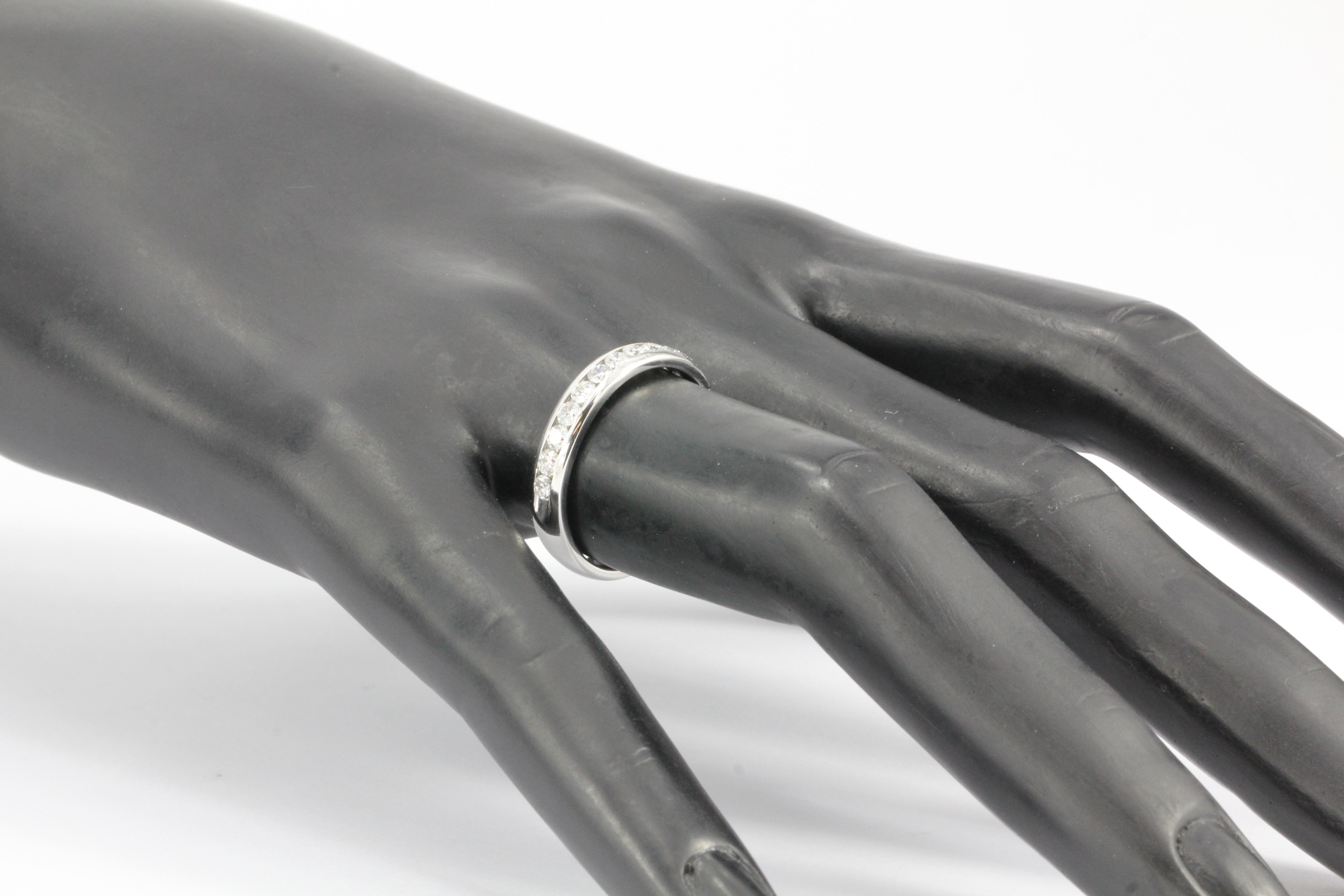 14k White Gold Diamond Half Eternity Band Ring 1/2 CTW Size 7.75 - Queen May