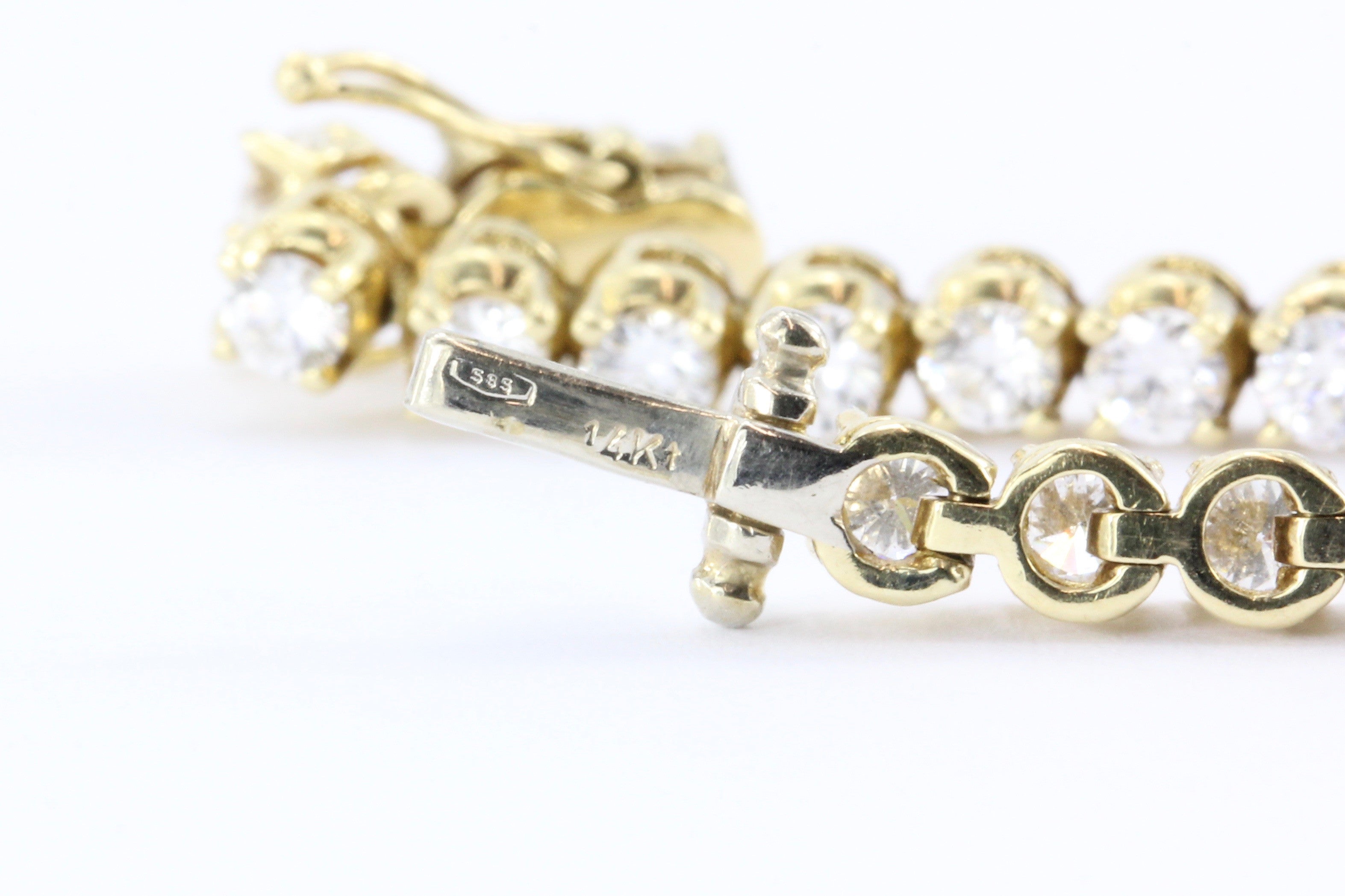 3 Carat Diamond 14K Gold Tennis Bracelet - Queen May