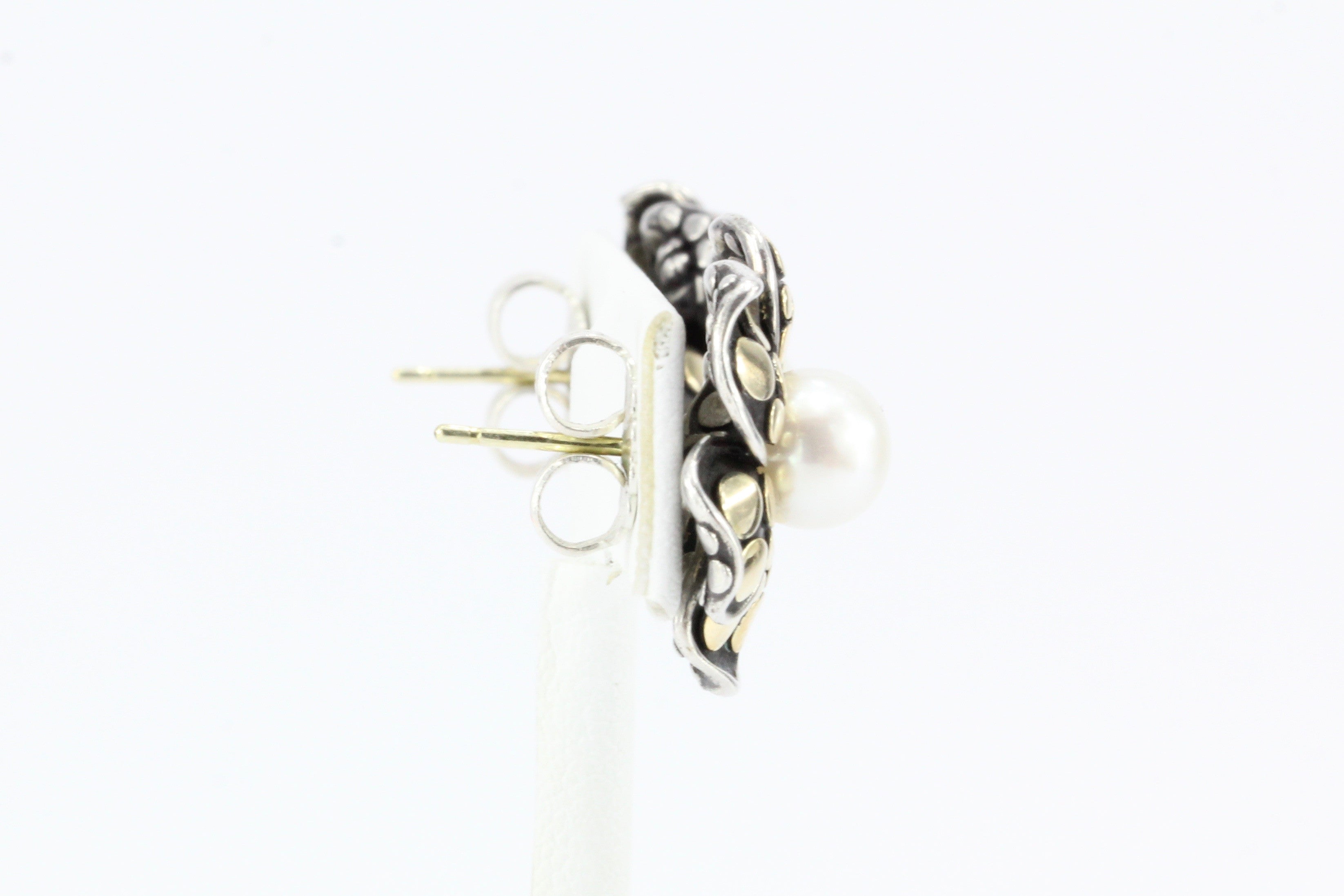 John Hardy 18K Gold Sterling Silver Pearl Flower Earrings - Queen May