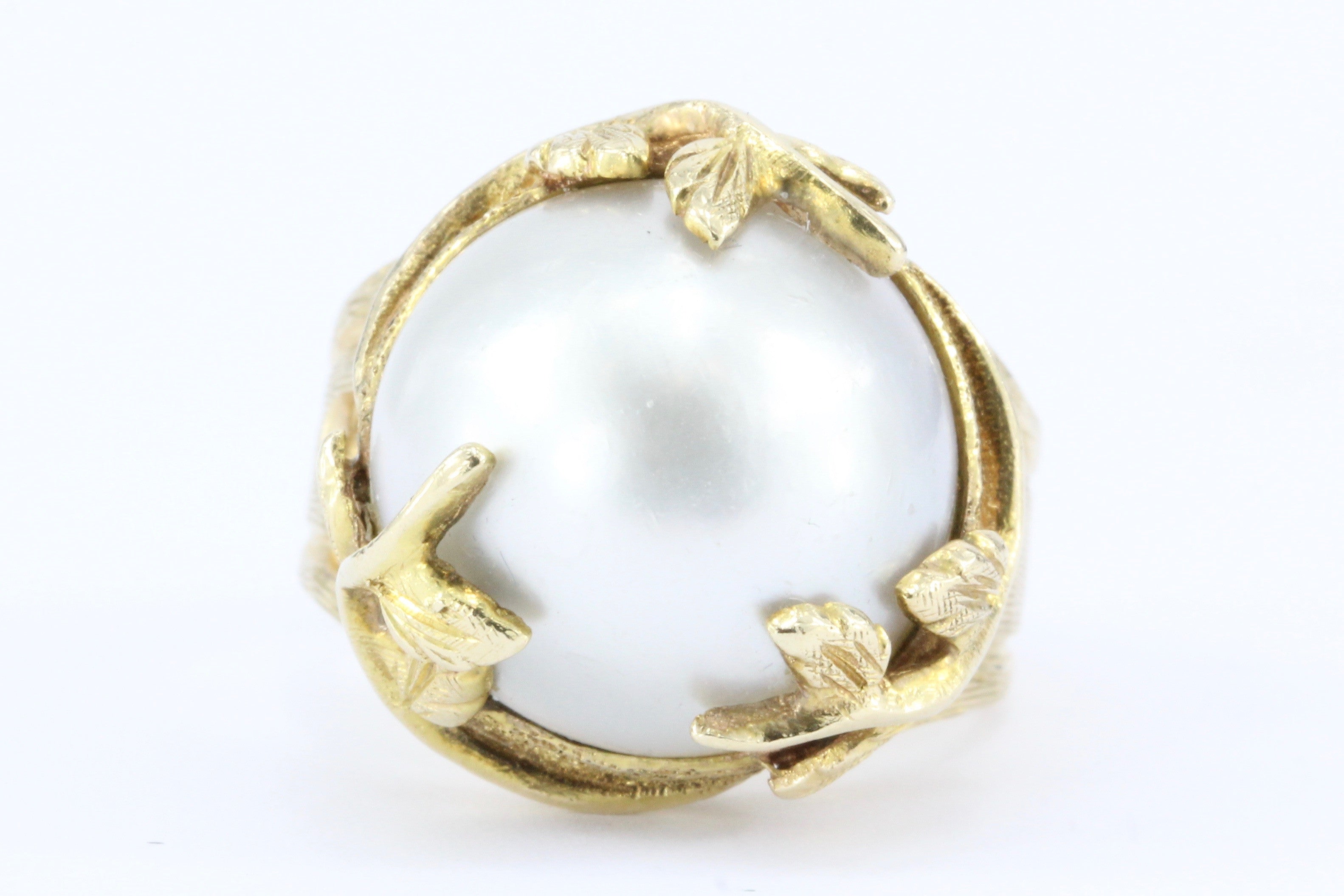 Vintage 14K Art Nouveau Style Crawling Ivy Gold Mabe Pearl Ring - Queen May