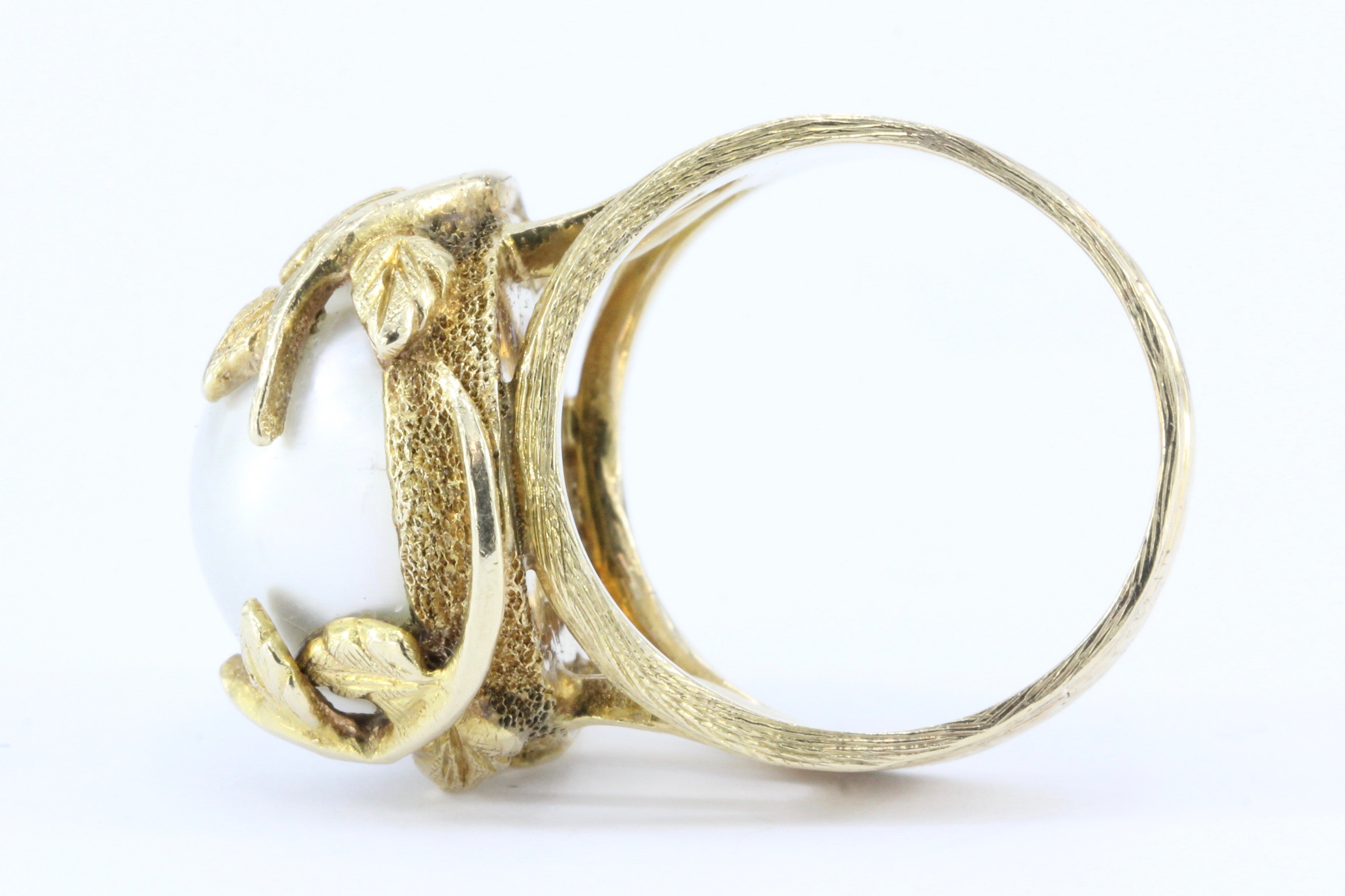 Vintage 14K Art Nouveau Style Crawling Ivy Gold Mabe Pearl Ring - Queen May