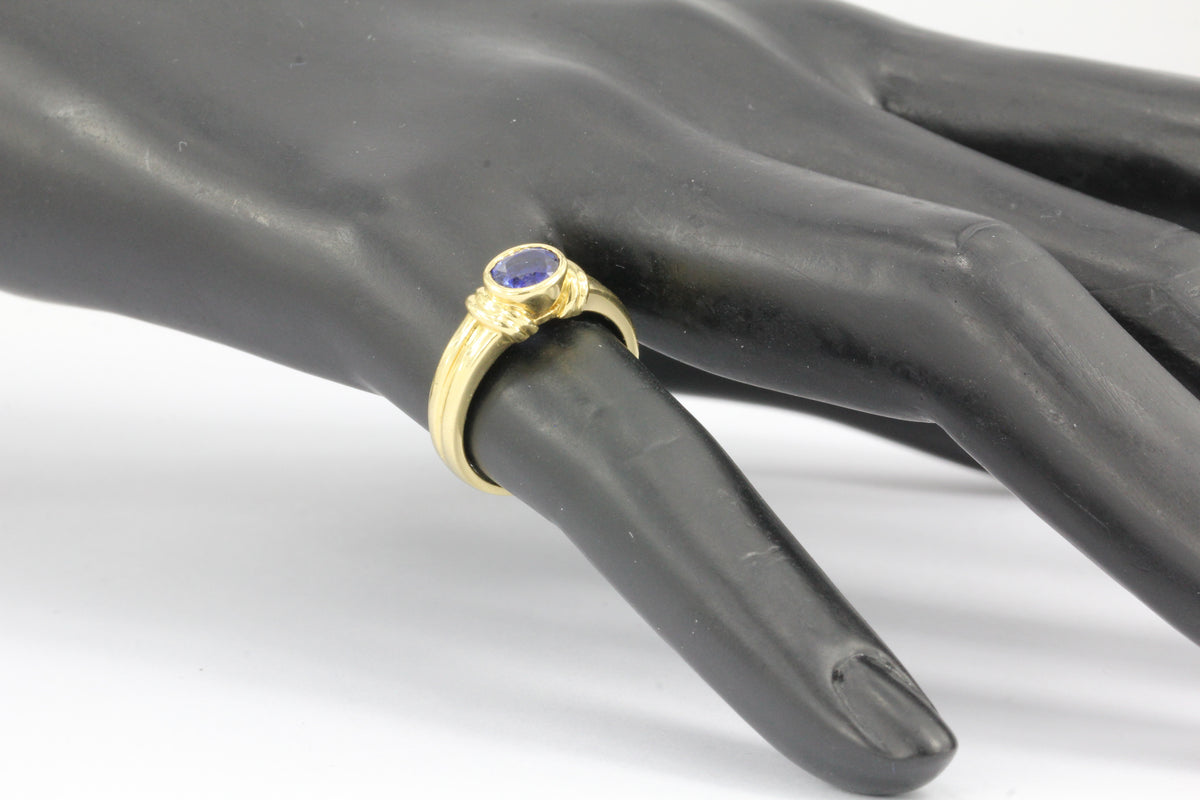 18k Gold .75 Carat Blue Sapphire Ring Band - Queen May