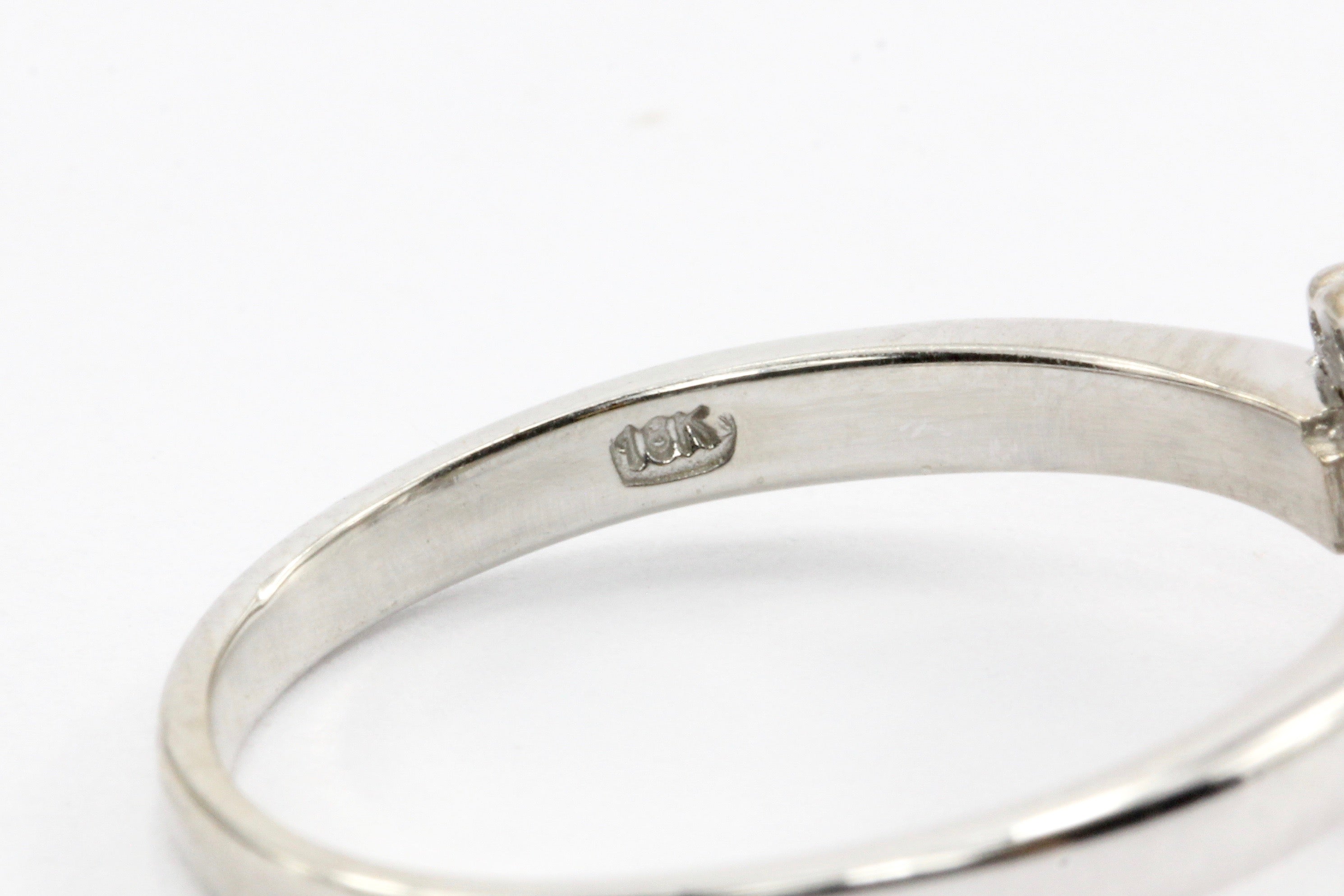 Roberto Coin 18K White Gold Diamond Star Ring size 6.5 - Queen May