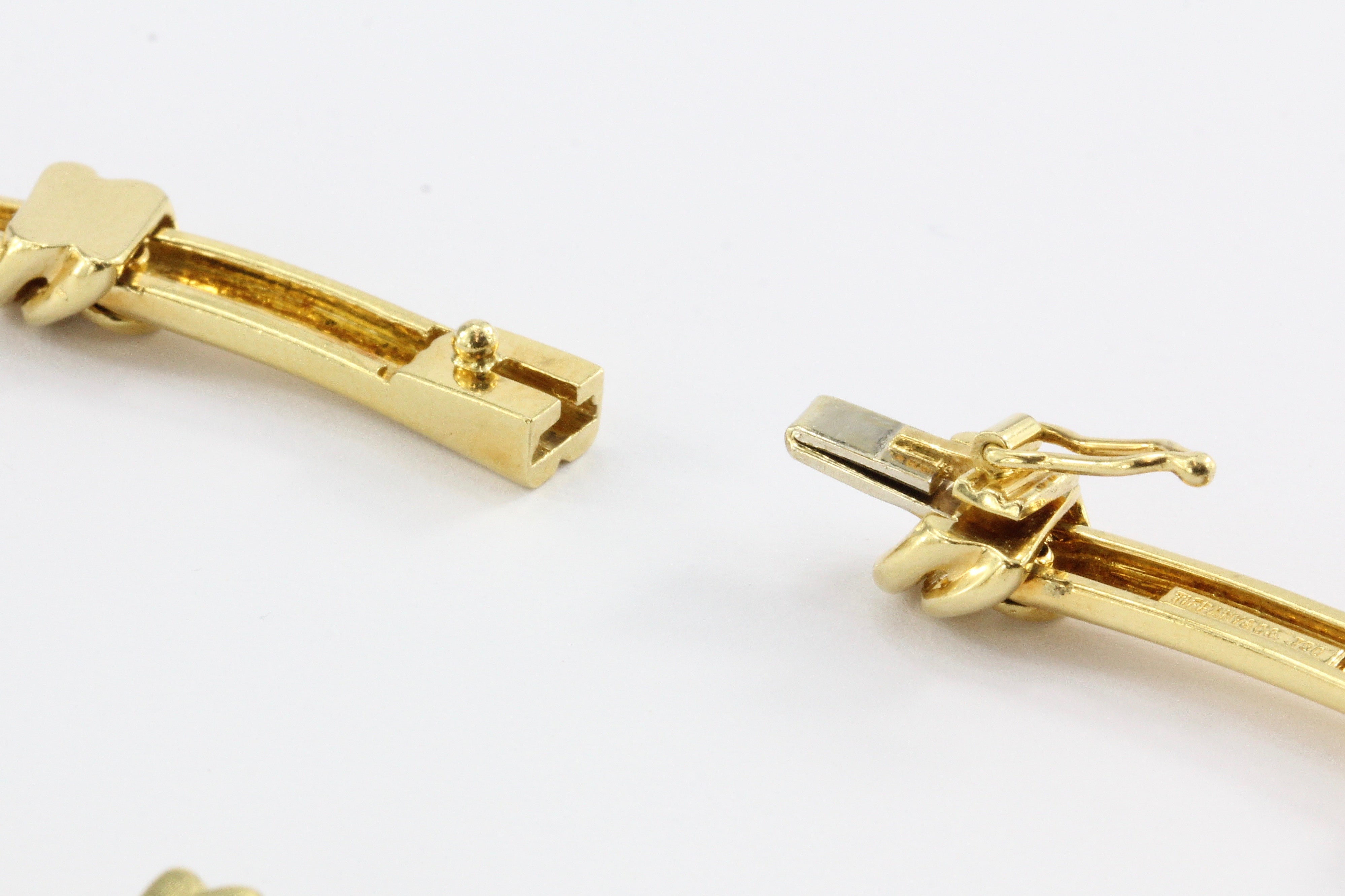 Tiffany & Co 18K Yellow Gold Love Knot Groove Link Necklace 15.5" - Queen May