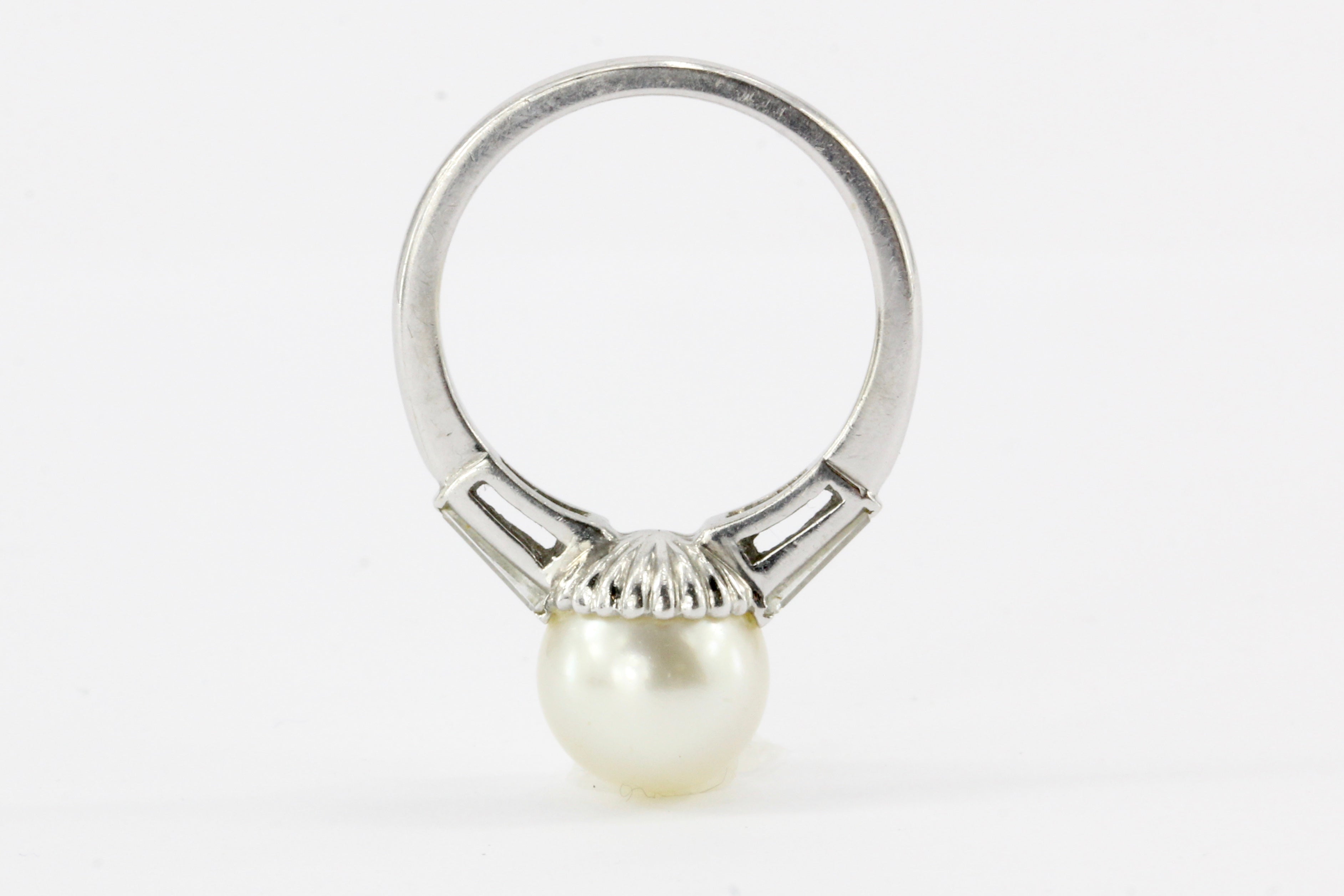 14k White Gold 8.75mm Pearl Diamond Ring - Queen May