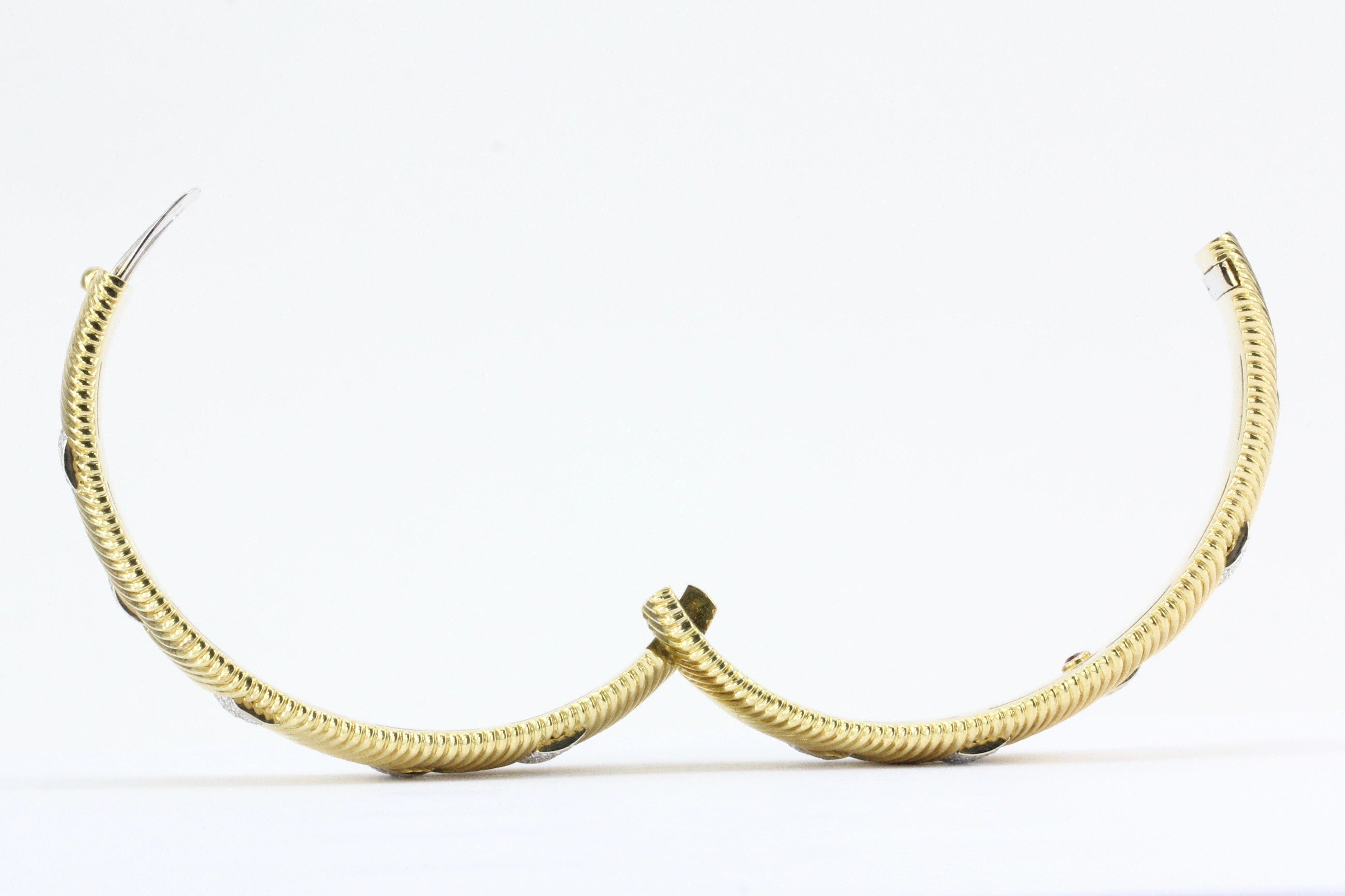 Roberto Coin Appassionata 18K Gold Diamond Bangle Bracelet - Queen May