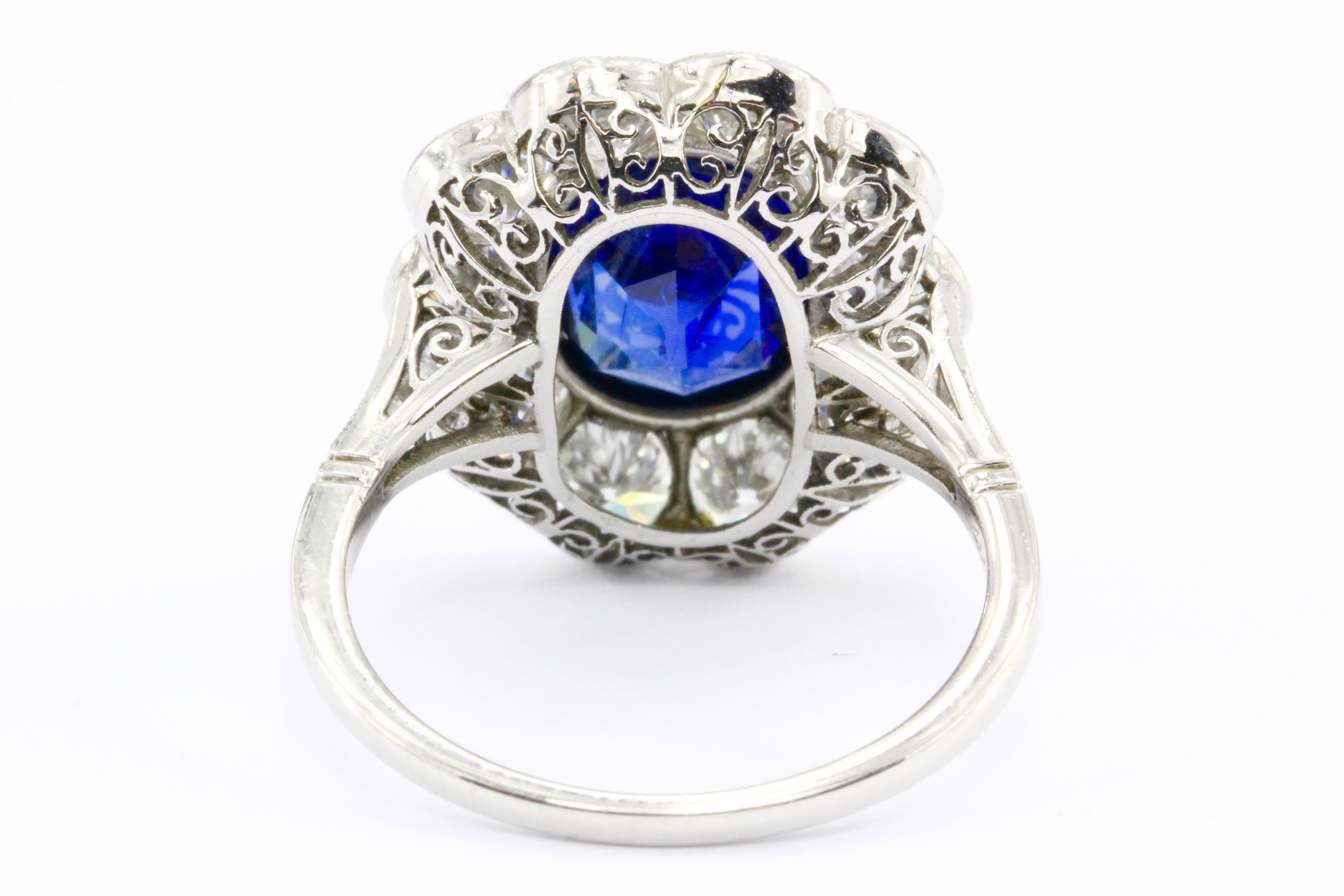 GIA Certified Natural No Treatment 4.08ct Sapphire in a Platinum & Diamond Setting - Queen May