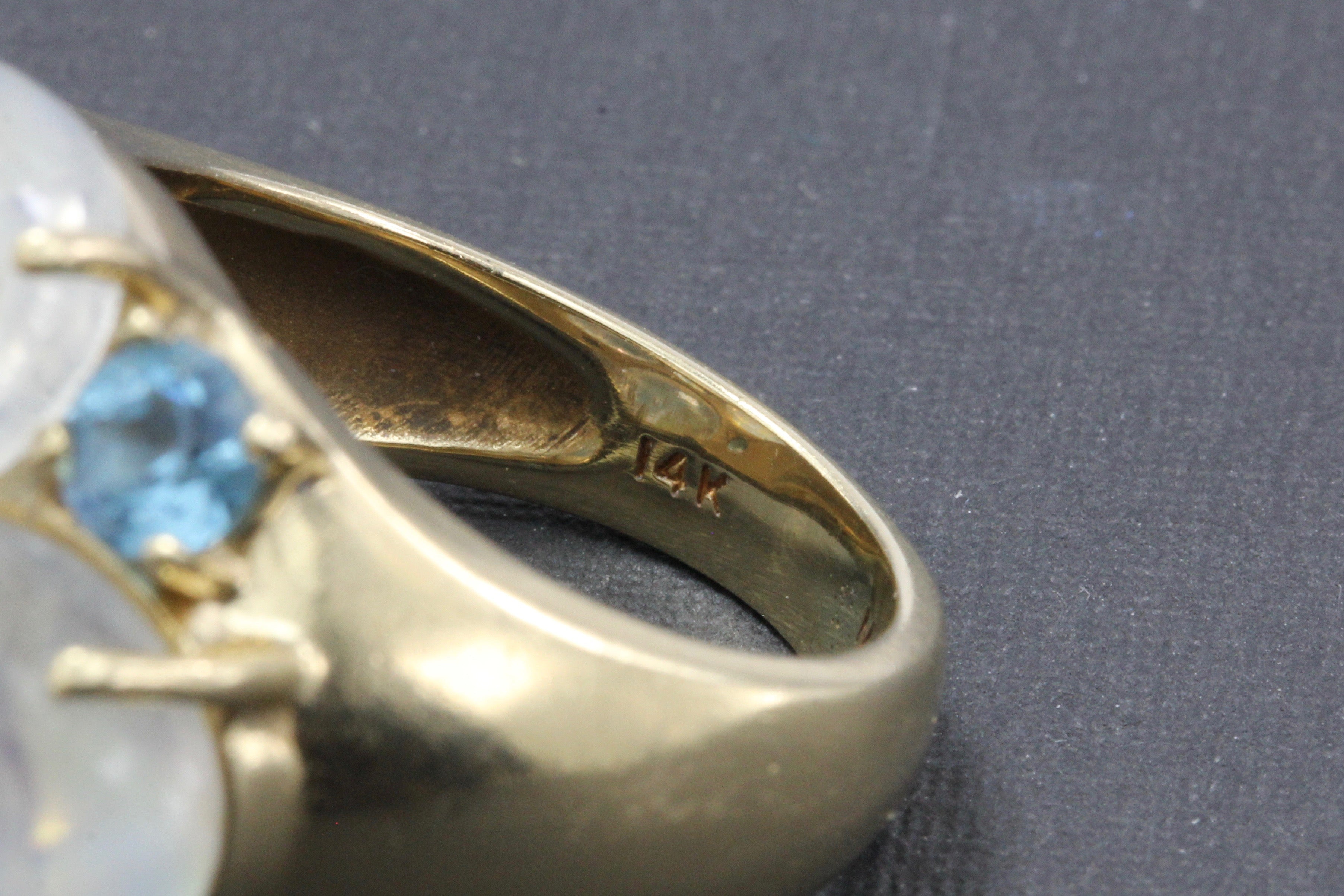 Vintage 14K Yellow Gold Moonstone Cluster Ring - Queen May