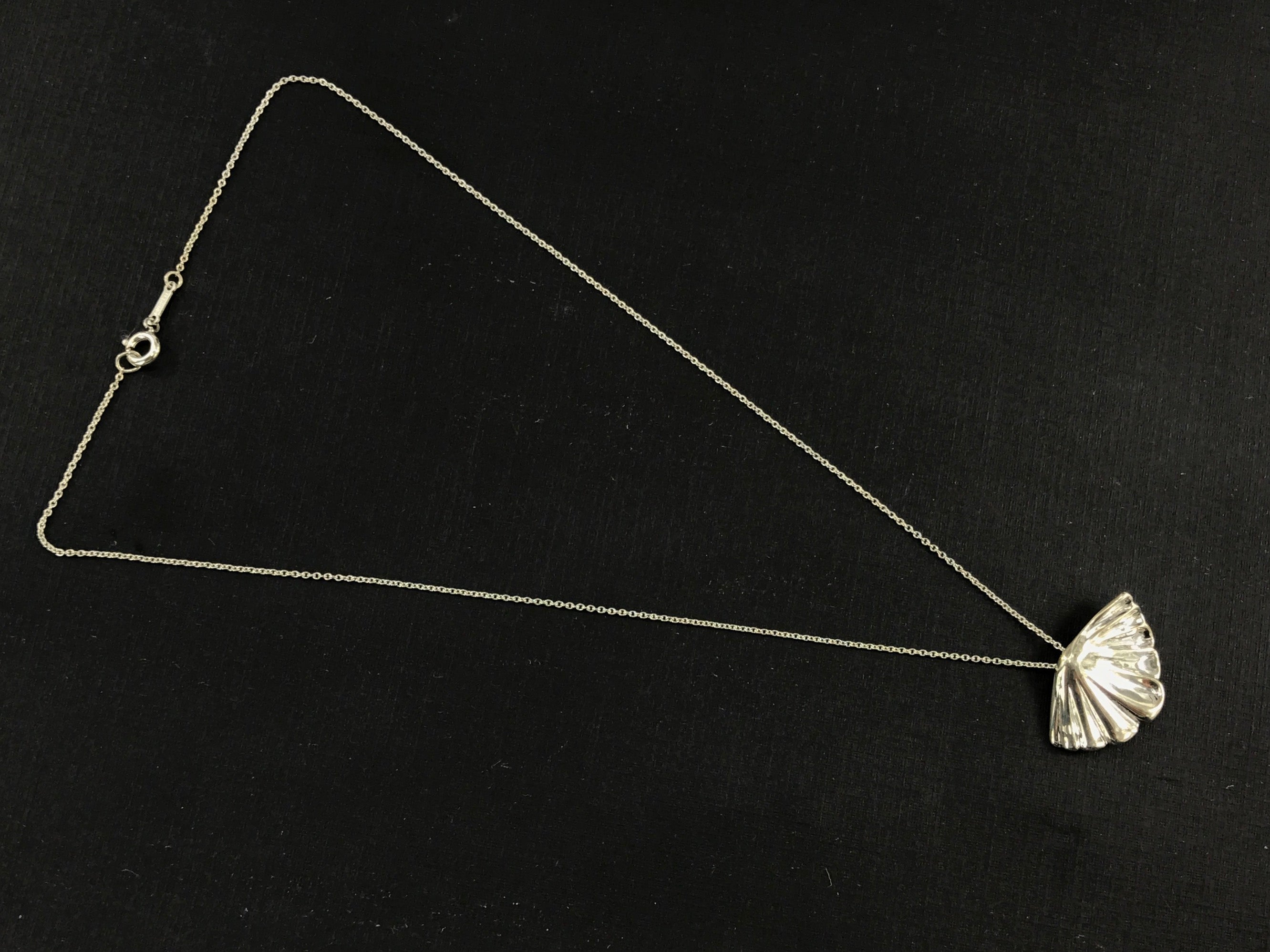 Vintage Tiffany & Co Sterling Silver Fan Shell Necklace - Queen May