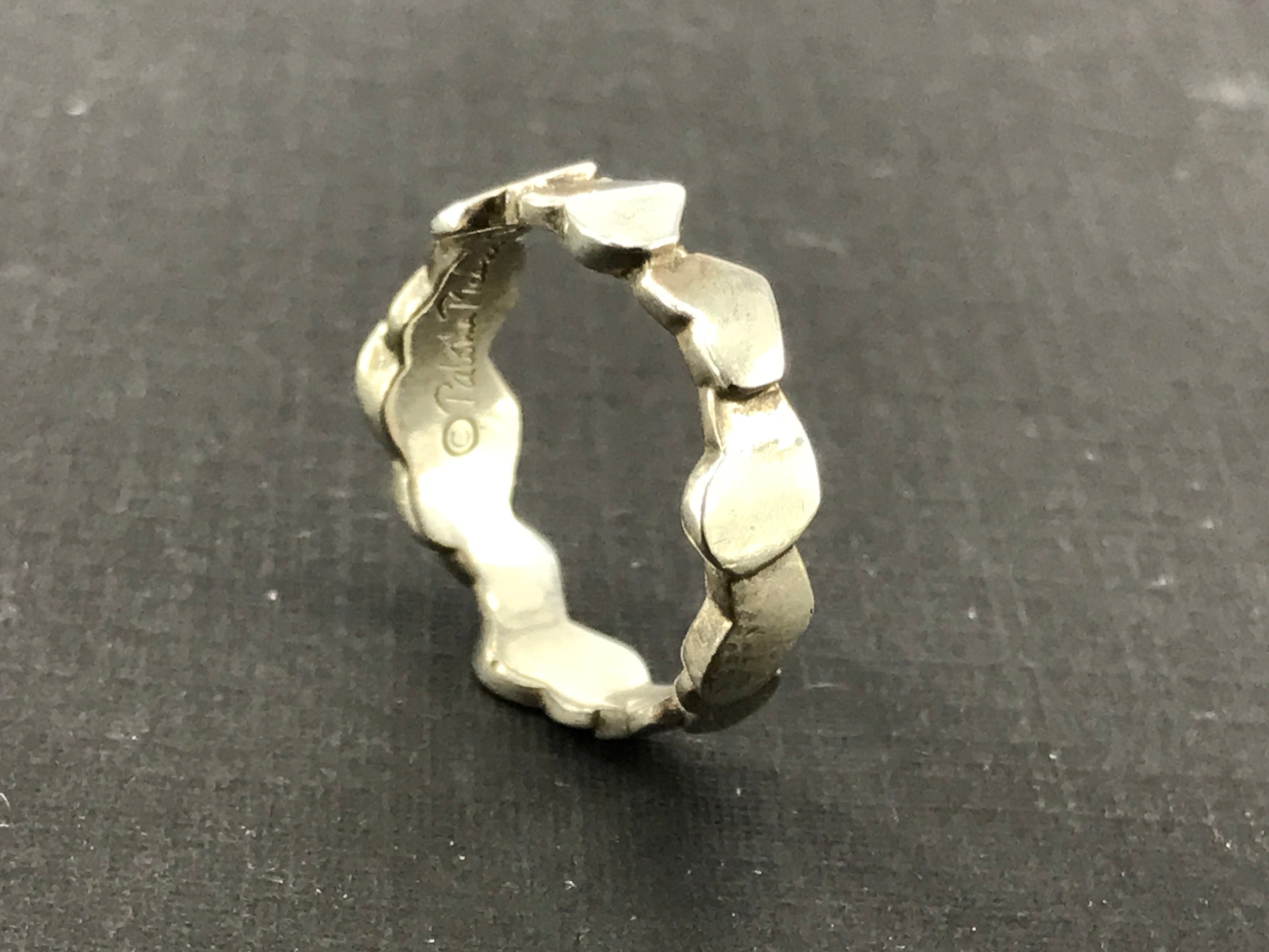 Tiffany & Co Paloma Picasso Sterling Silver Floating Heart Ring Band Size 5 - Queen May