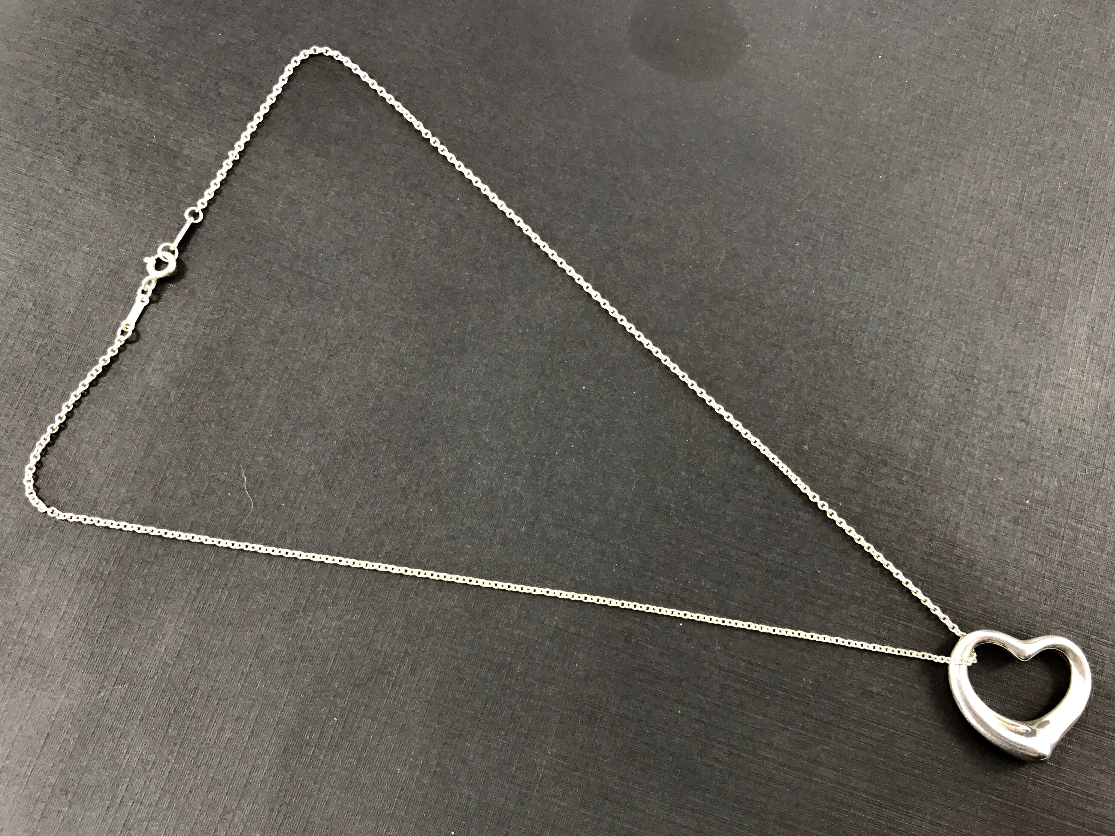 Tiffany & Co Elsa Peretti Sterling Silver Open Heart 27mm Necklace 18" - Queen May