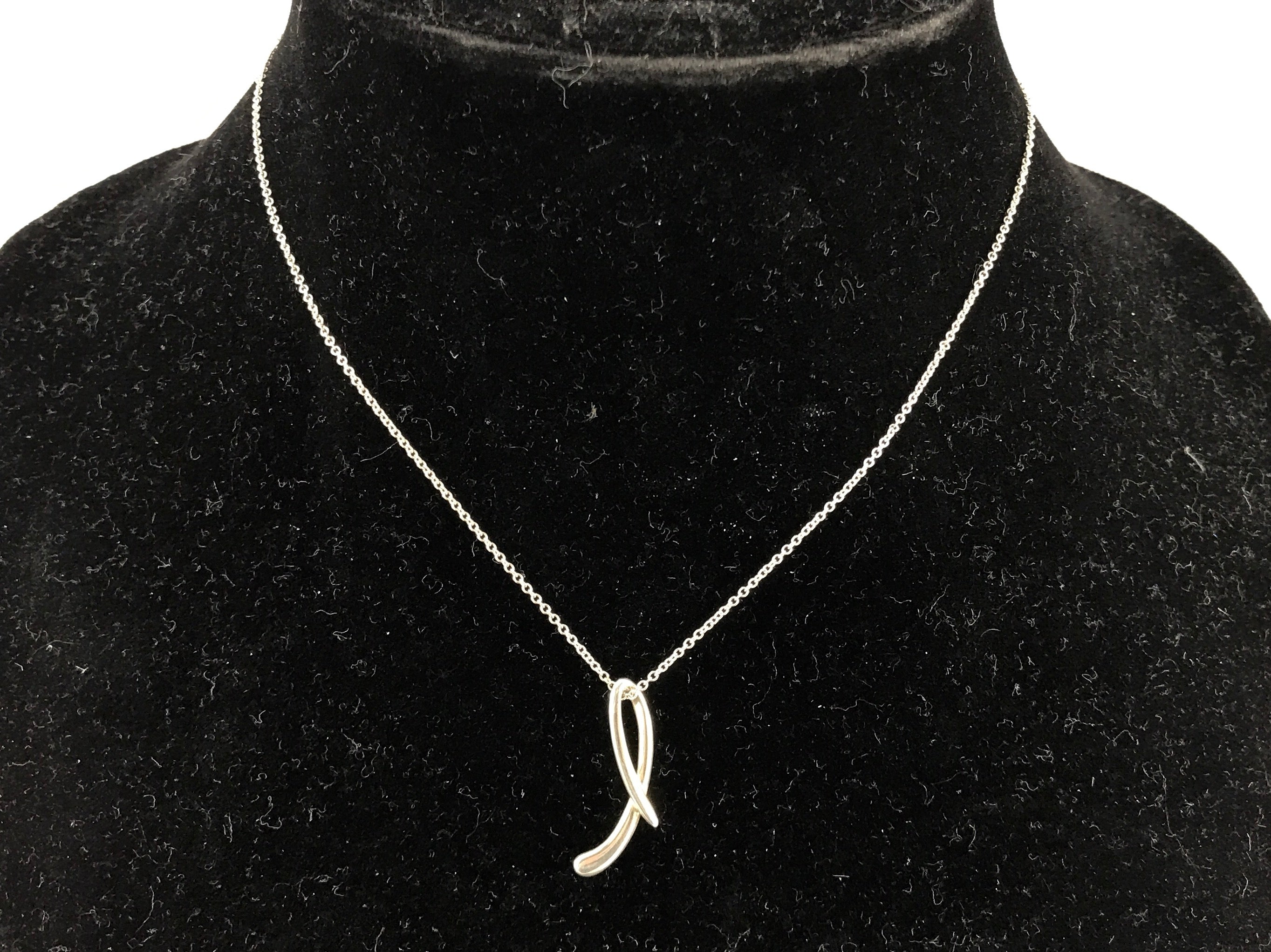 Tiffany & Co Elsa Peretti Sterling Silver Letter L Initial Charm Necklace - Queen May