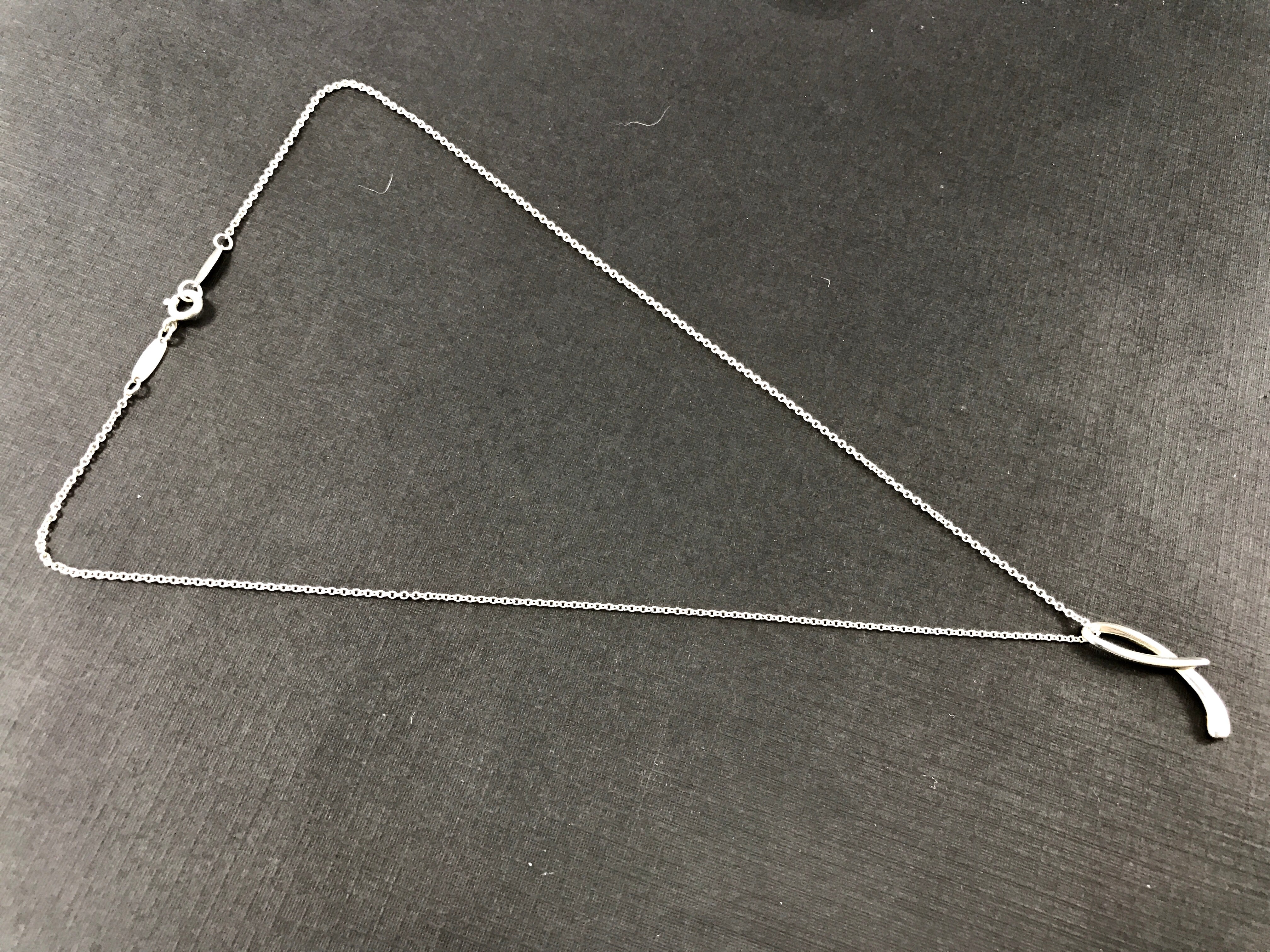 Tiffany & Co Elsa Peretti Sterling Silver Letter L Initial Charm Necklace - Queen May