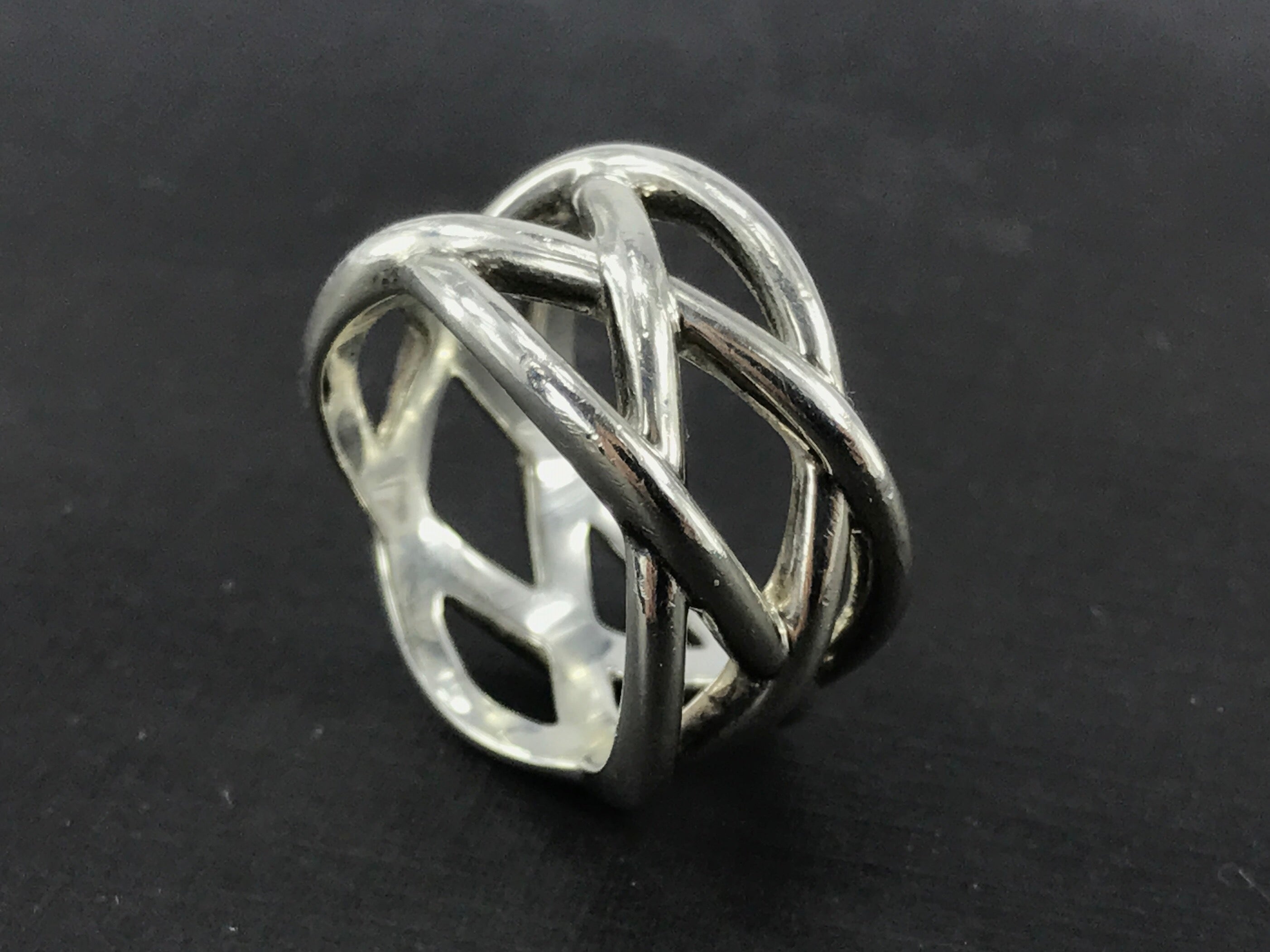 Tiffany & Co Sterling Silver Wide Knot Weave Band Ring Size 7 - Queen May
