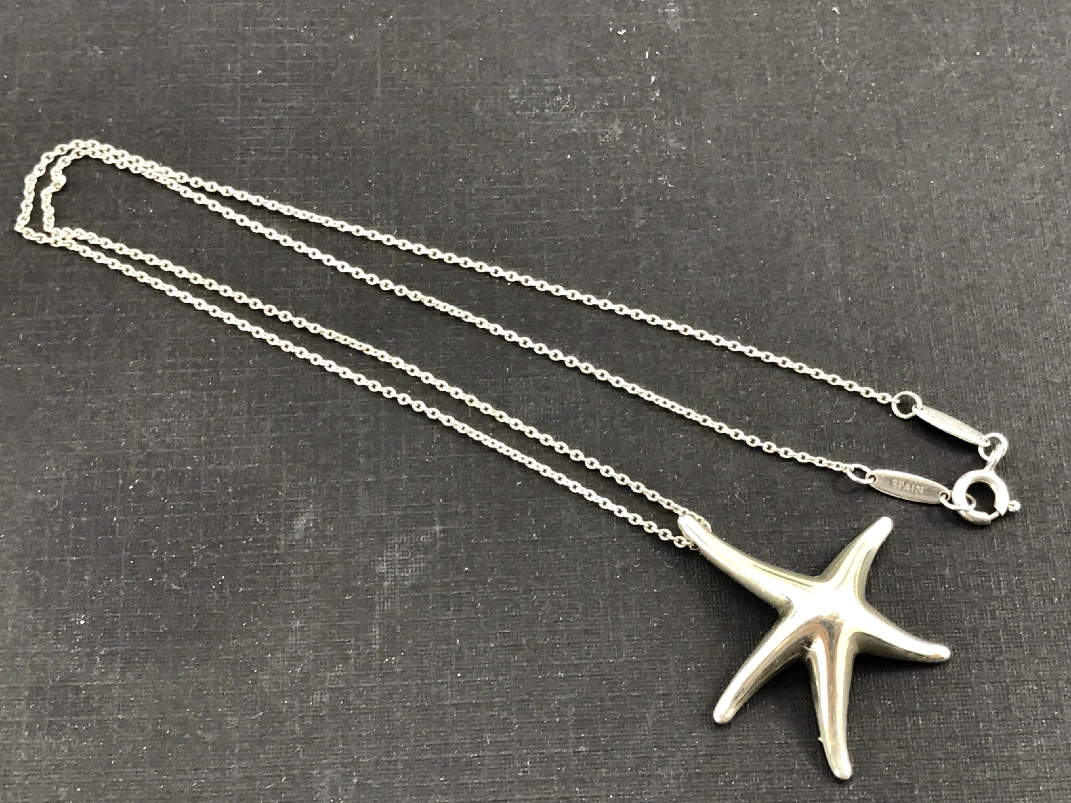 Tiffany & Co Elsa Peretti Sterling Silver Starfish Necklace - Queen May