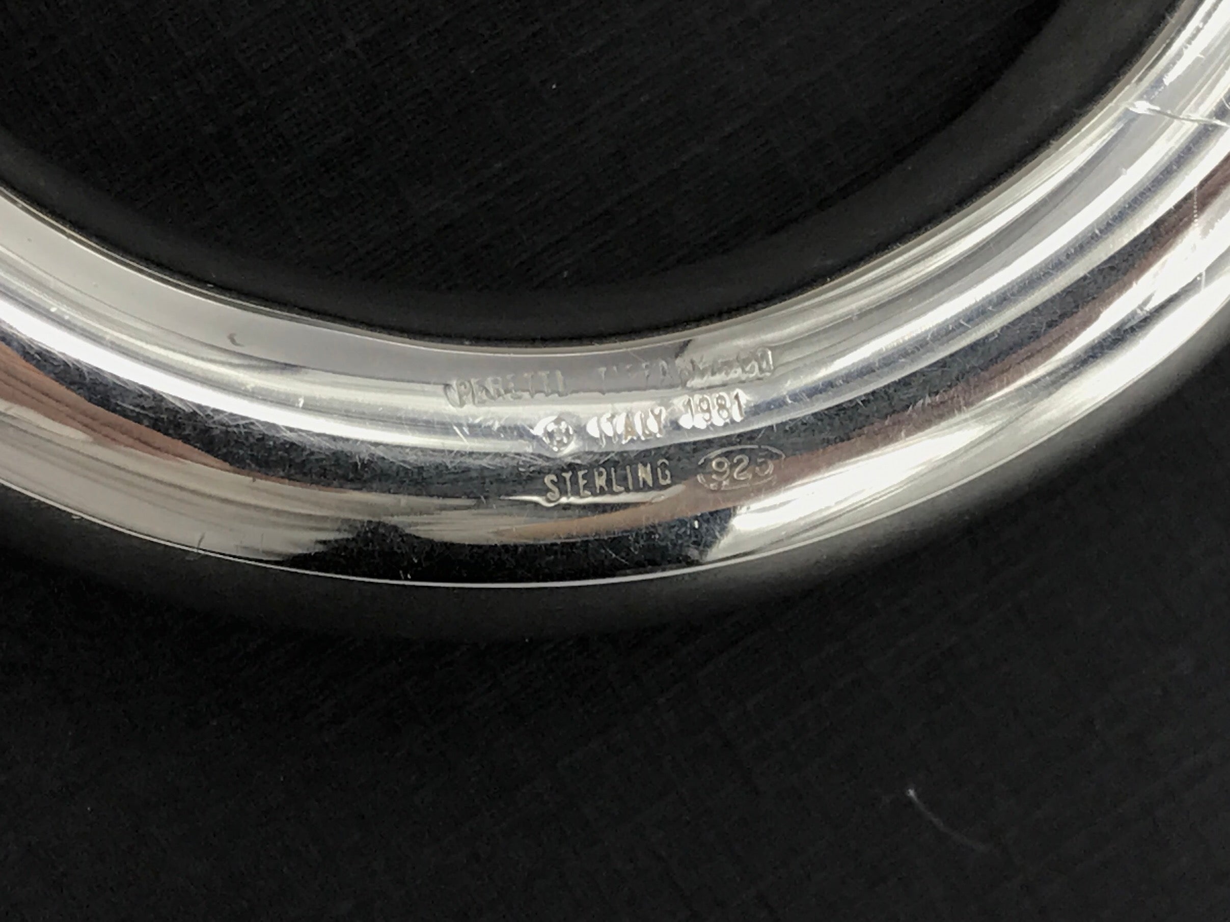 Tiffany & Co Elsa Peretti Sterling Silver Doughnut Bangle Bracelet c.1981 - Queen May