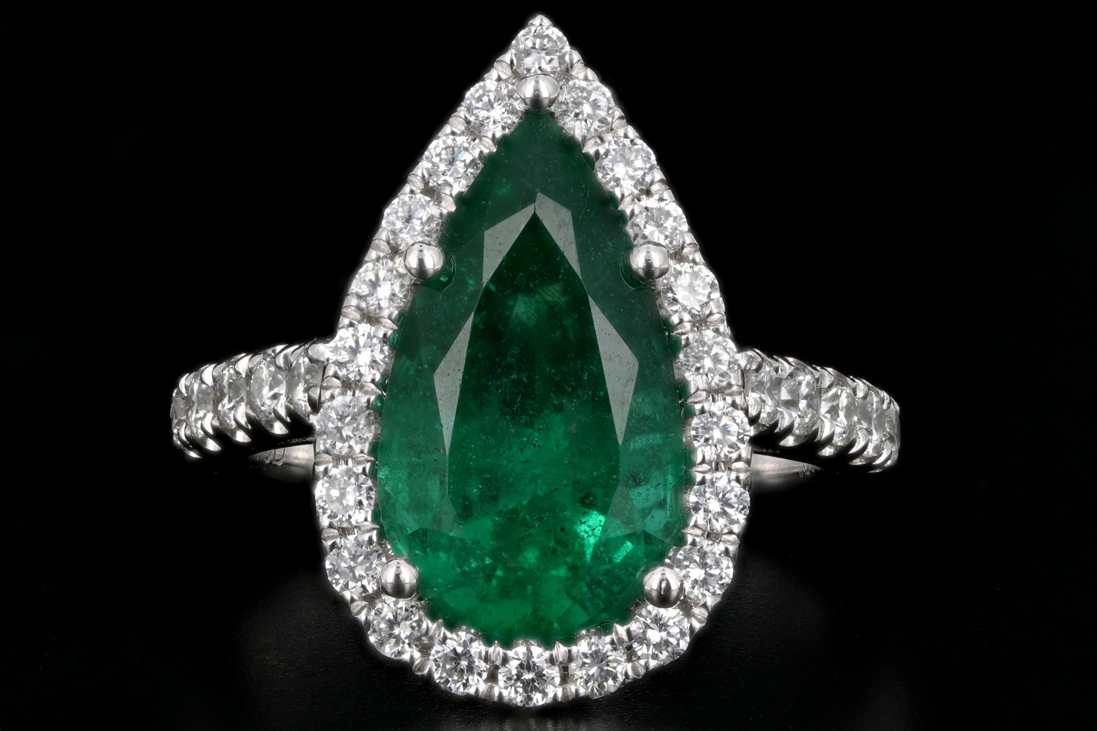 Modern 14K White Gold 3CT Zambian Emerald and Diamond Ring - Queen May