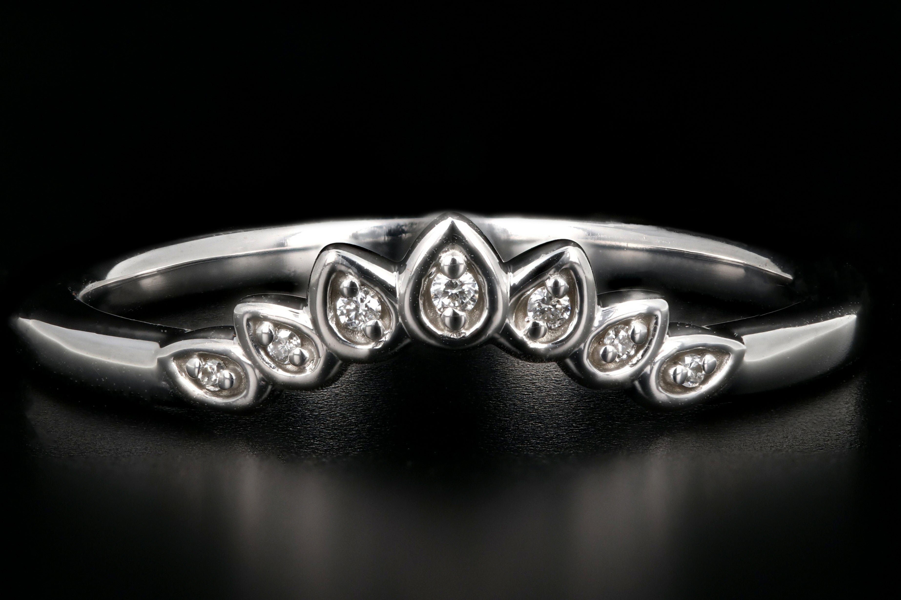 14K Gold .025CTW Diamond Floral-Inspired Contour Band - Queen May