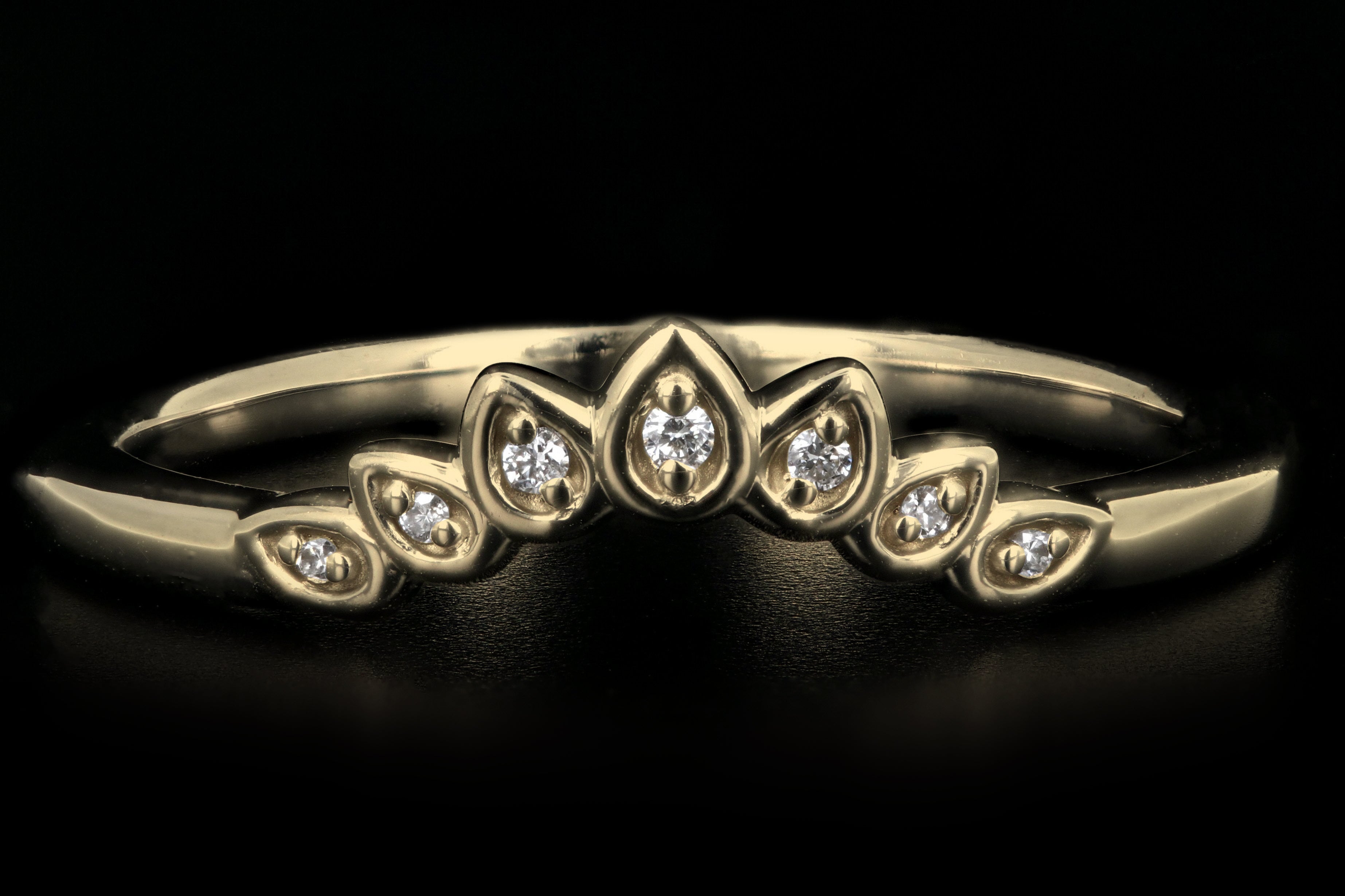 14K Gold .025CTW Diamond Floral-Inspired Contour Band - Queen May