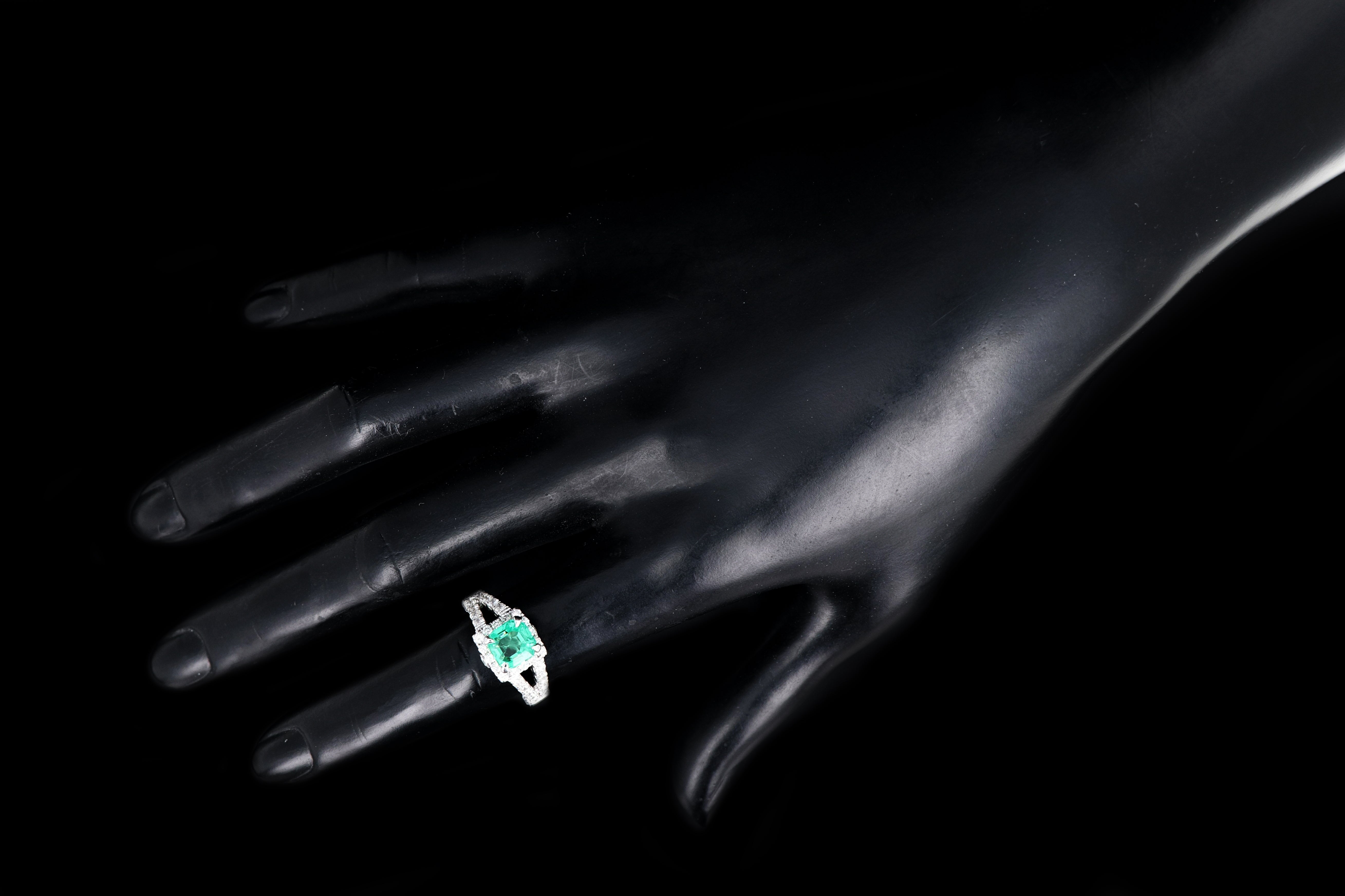 Modern 14K White Gold 1.81CT Colombian Emerald and Diamond Ring GIA Certified - Queen May