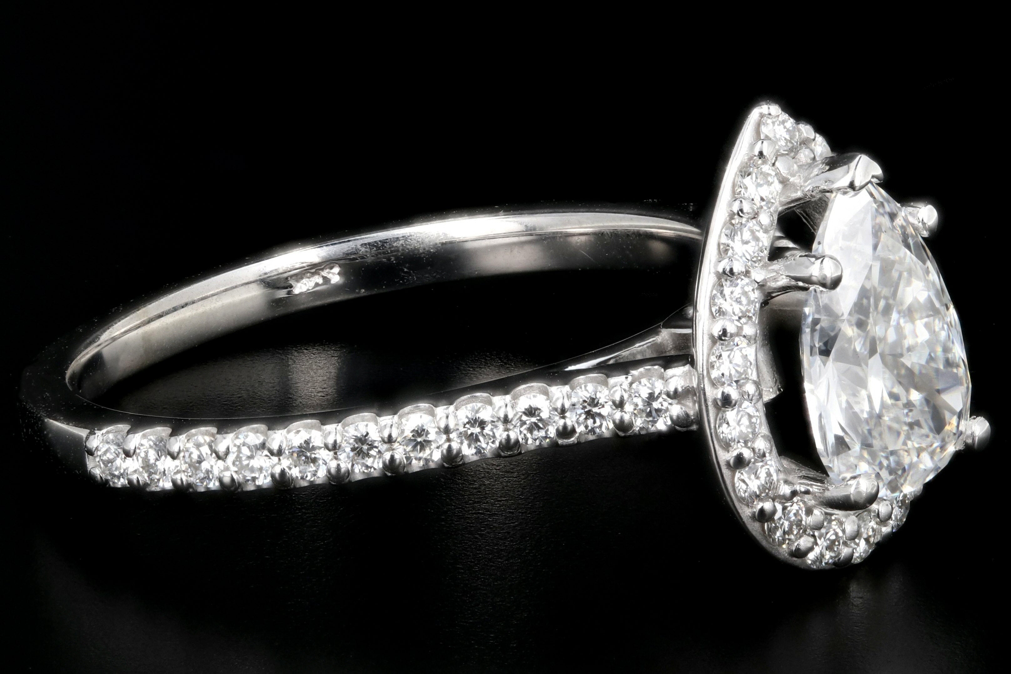 Modern 14K White Gold 1.08CT Pear Cut Diamond Ring GIA Certified - Queen May