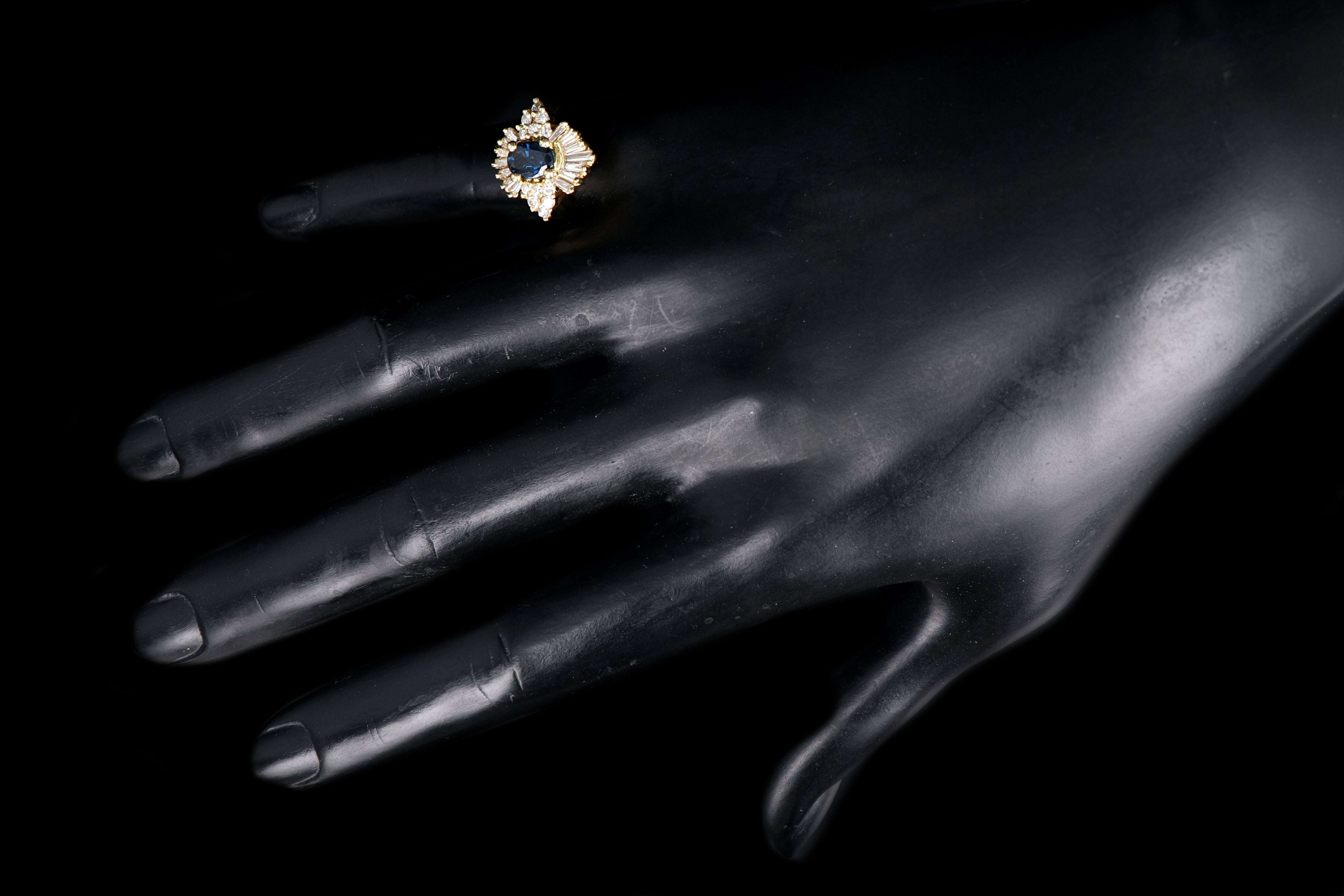 Modern 18K Yellow Gold 1 Carat Oval Cut Natural Sapphire and Diamond Ring - Queen May