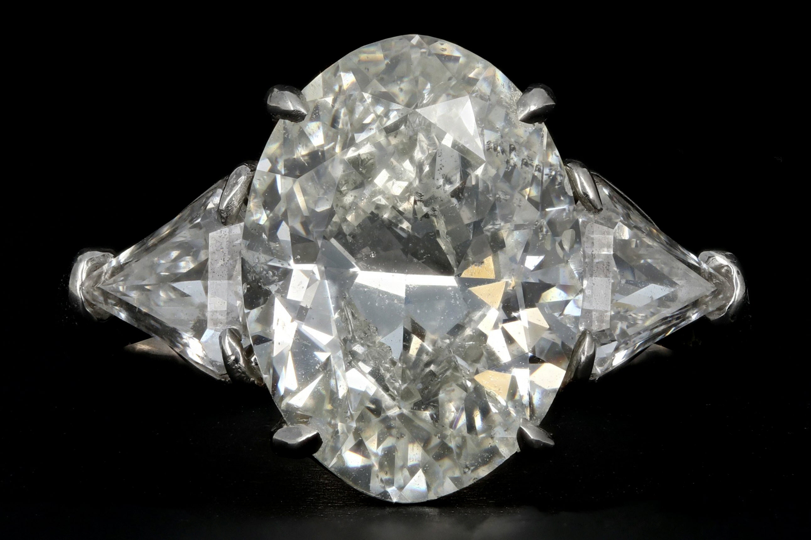New Platinum 5.01 Carat Oval Diamond Engagement Ring GIA Certified - Queen May