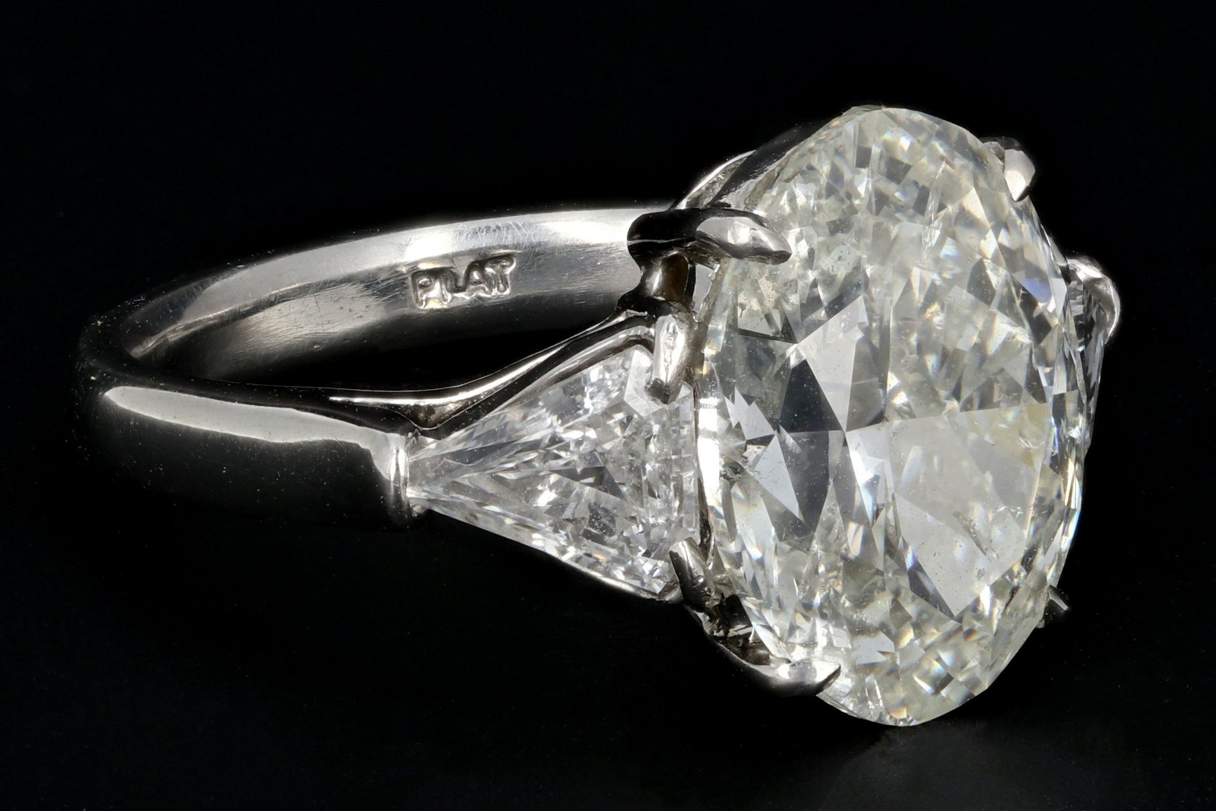 New Platinum 5.01 Carat Oval Diamond Engagement Ring GIA Certified - Queen May