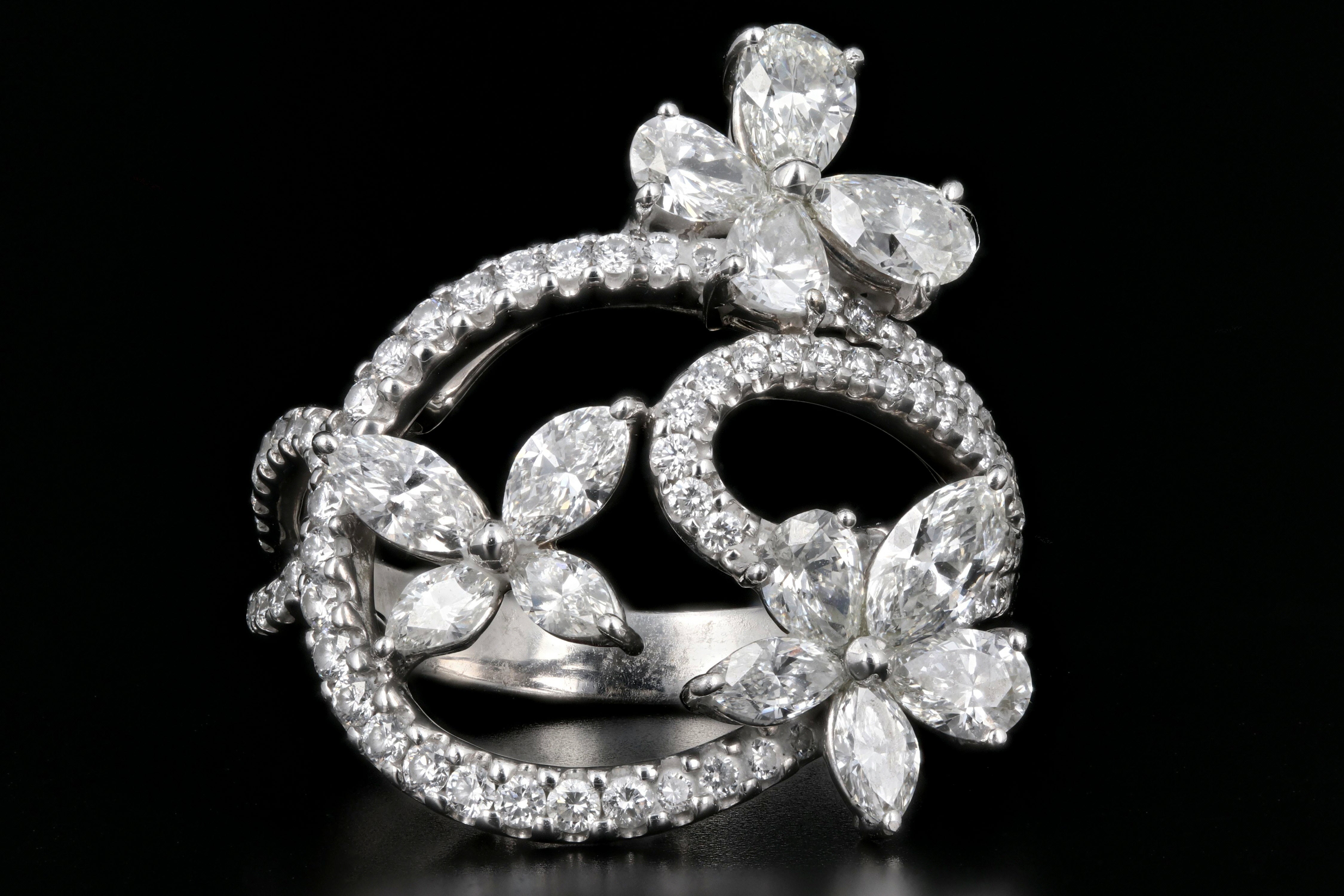 Modern 18k White Gold Flower Diamond 2CTW Ring - Queen May