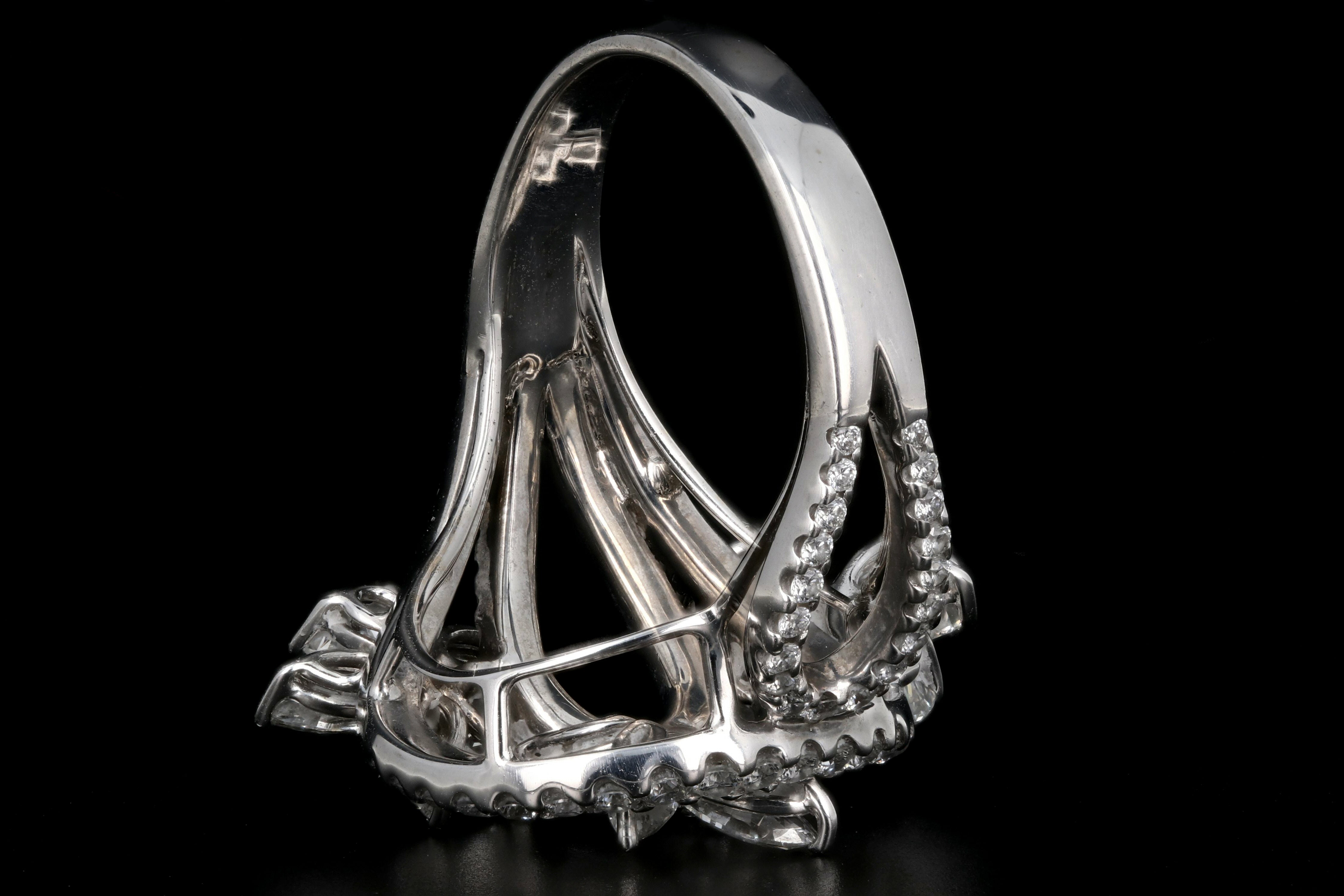 Modern 18k White Gold Flower Diamond 2CTW Ring - Queen May