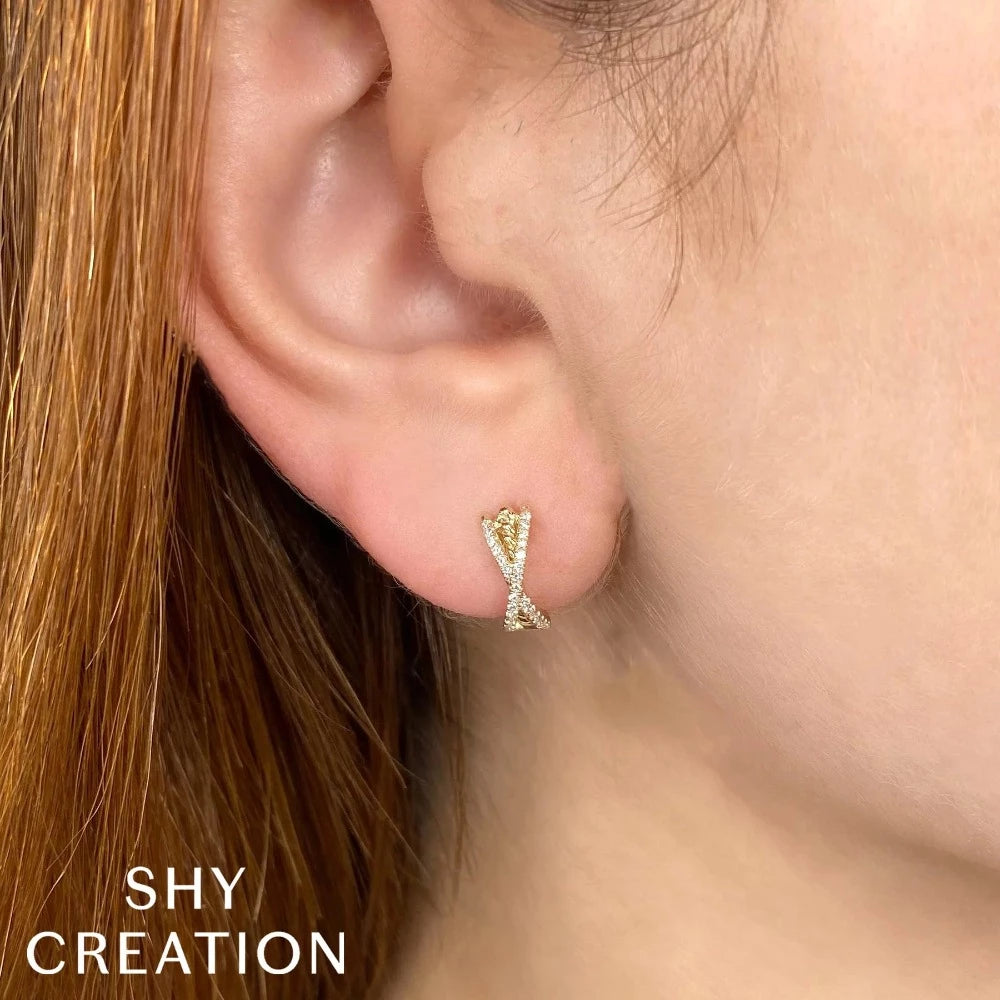 14K Gold Diamond Bridge Huggie Earrings - Queen May