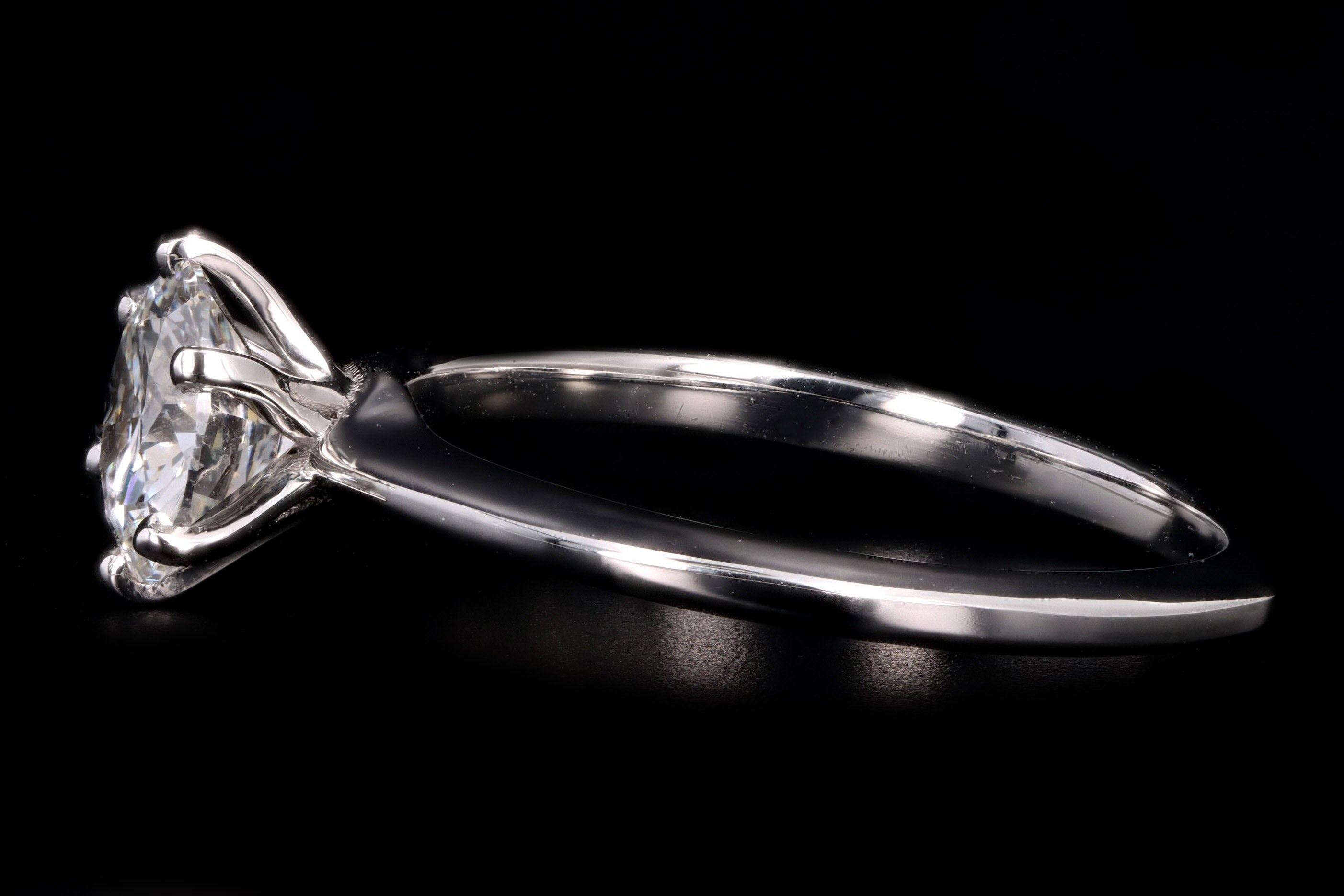 New Platinum 1.01 Carat Round Brilliant Cut Diamond Engagement Ring GIA Certified - Queen May
