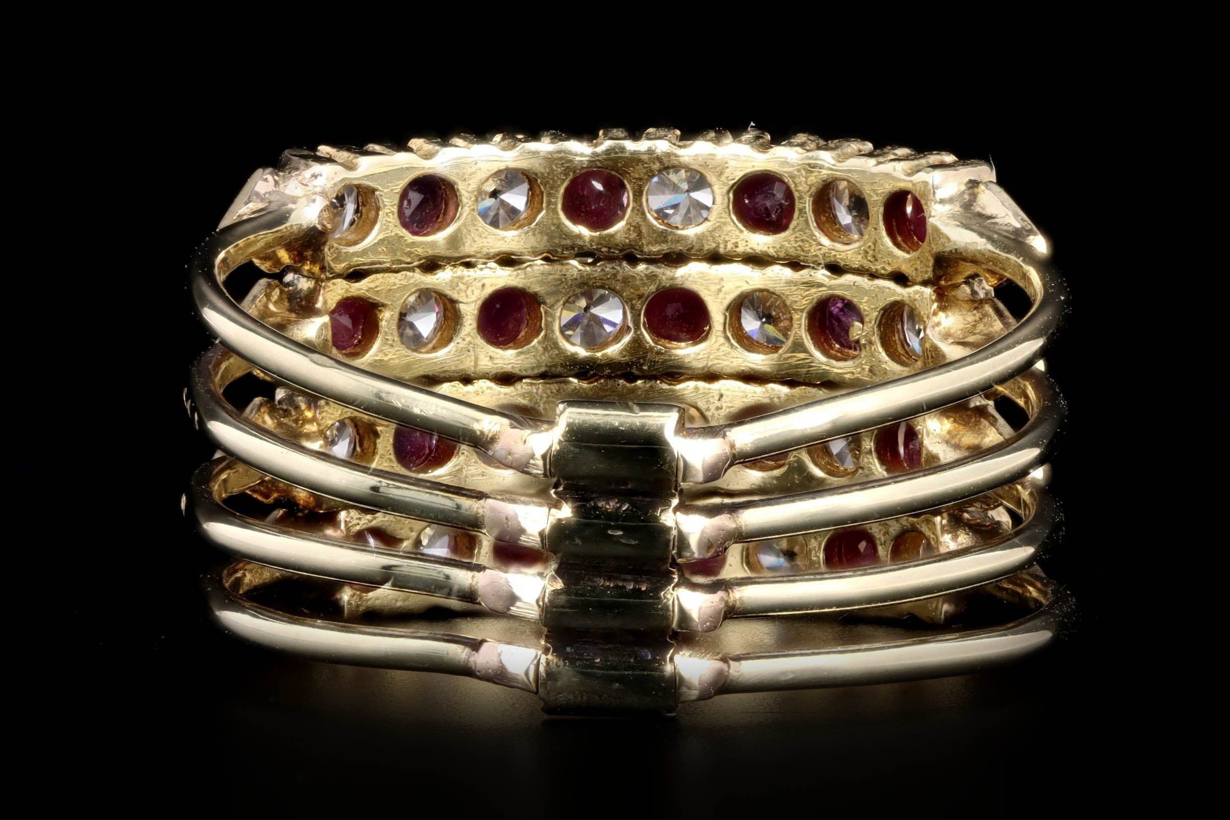 Vintage 14K Yellow Gold Natural Ruby & Diamond Harem Ring - Queen May