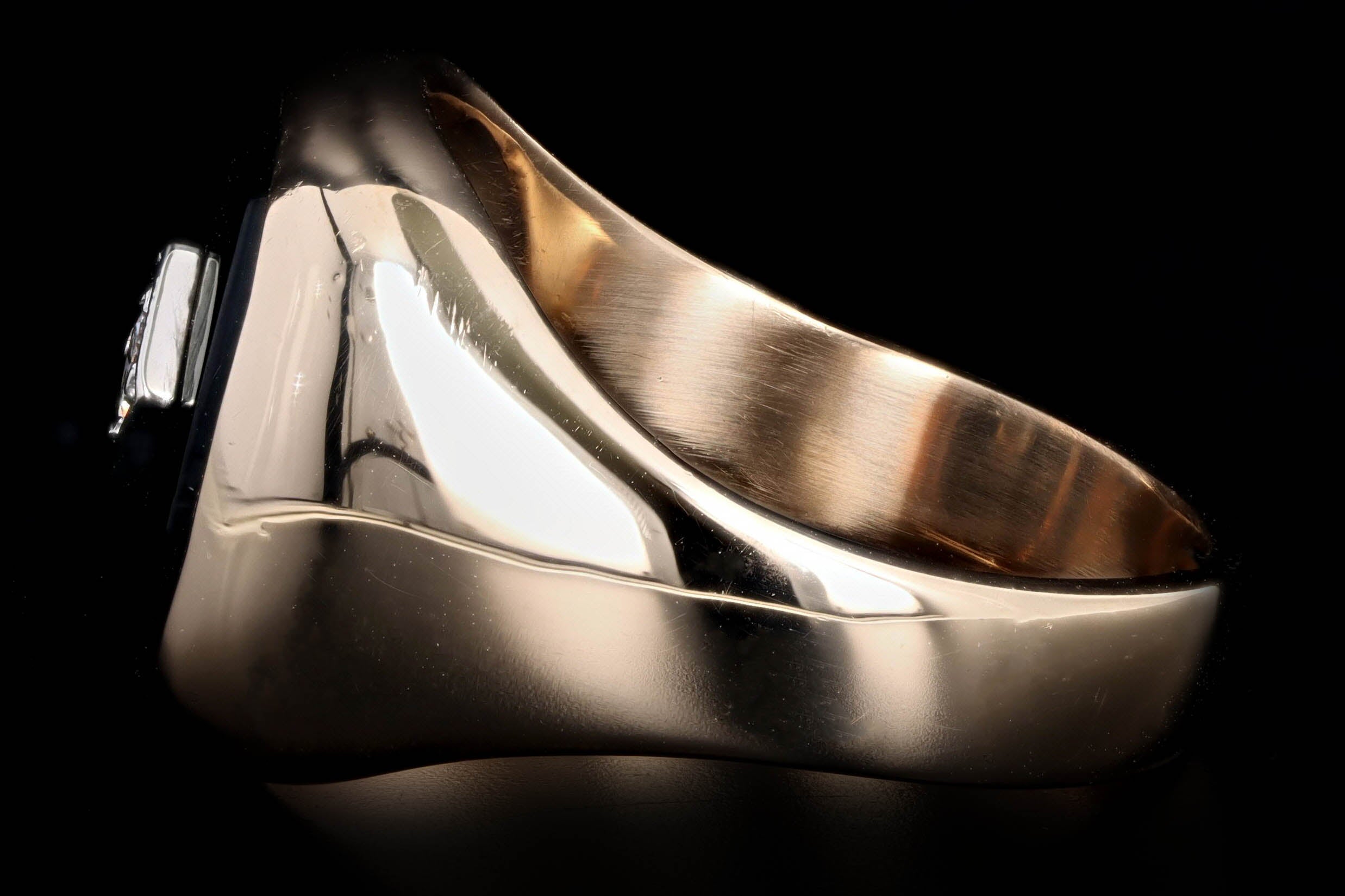 Vintage 14K Yellow Gold Black Onyx & Round Diamond Mens Ring - Queen May