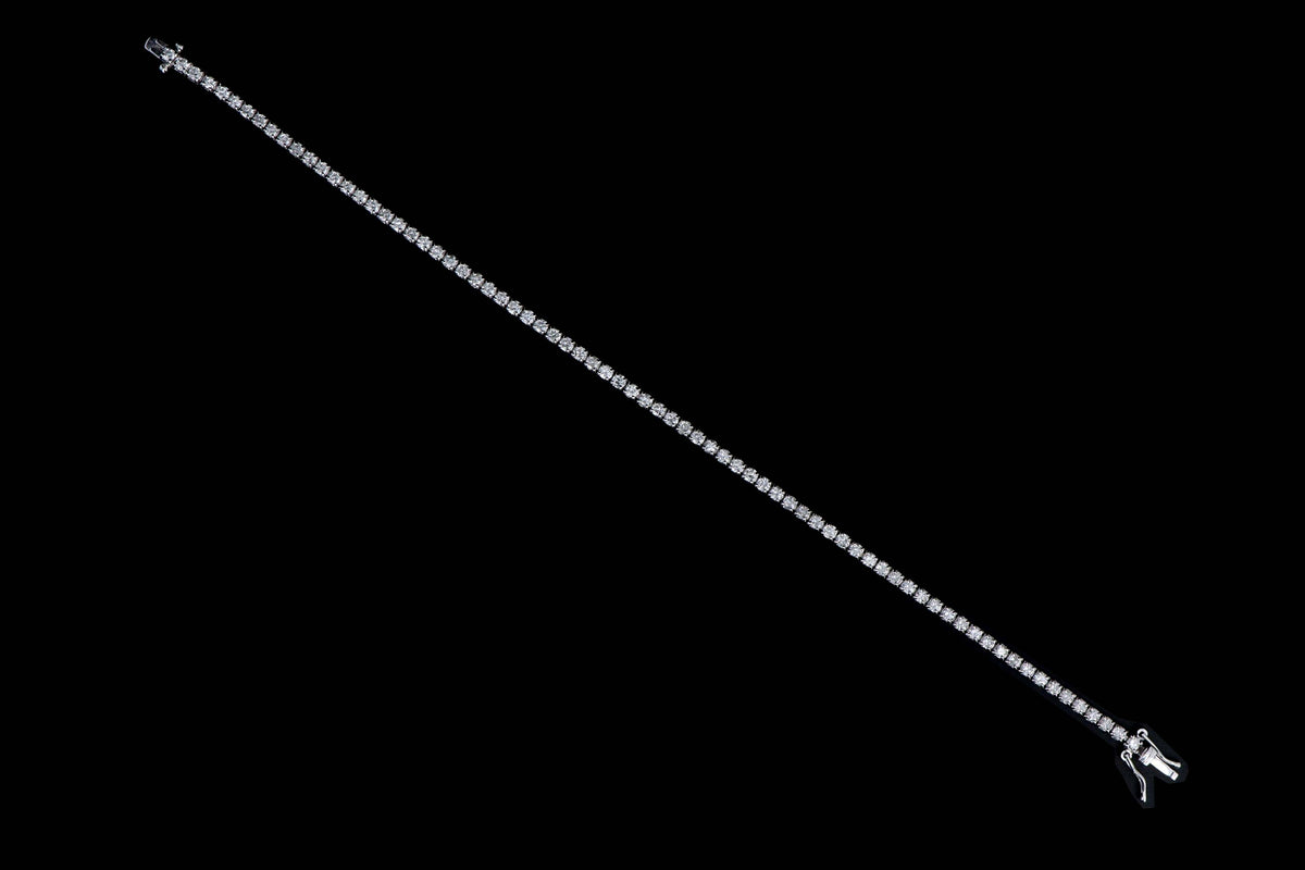 14K White Gold 2.45 Carat Total Weight Round Brilliant Cut Diamond Tennis Bracelet - Queen May