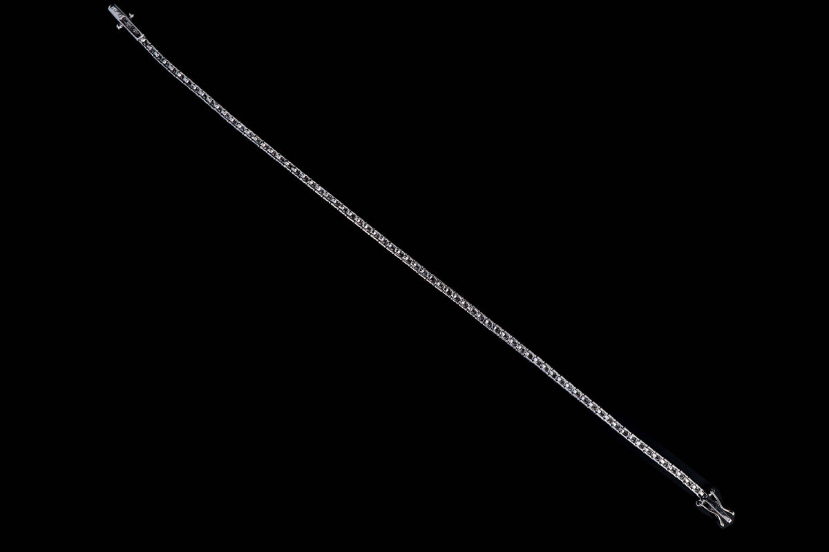 14K White Gold 2.45 Carat Total Weight Round Brilliant Cut Diamond Tennis Bracelet - Queen May