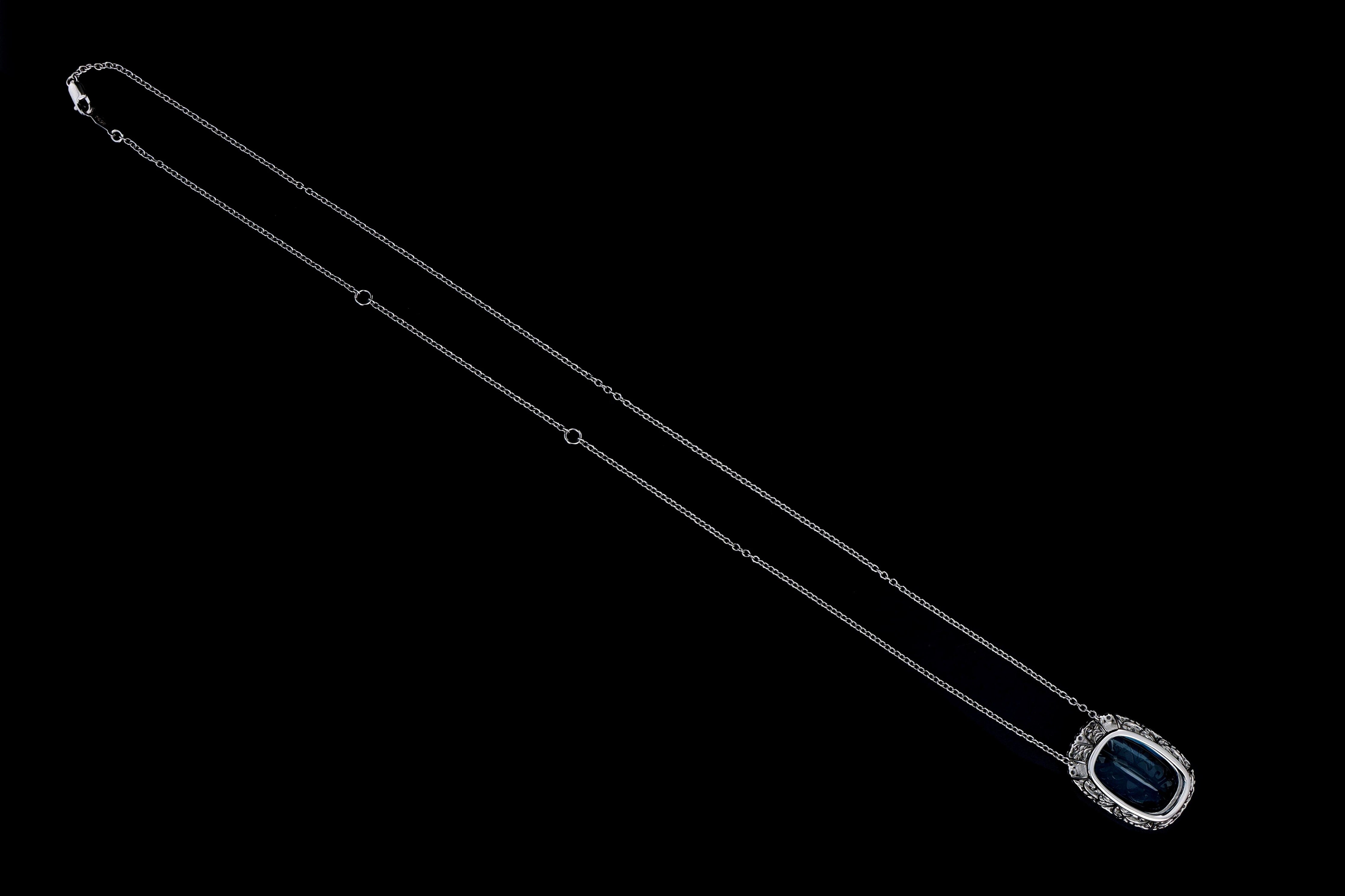 New Platinum 21 Carat Santa Maria Blue Aquamarine & Diamond Halo Pendant Necklace - Queen May