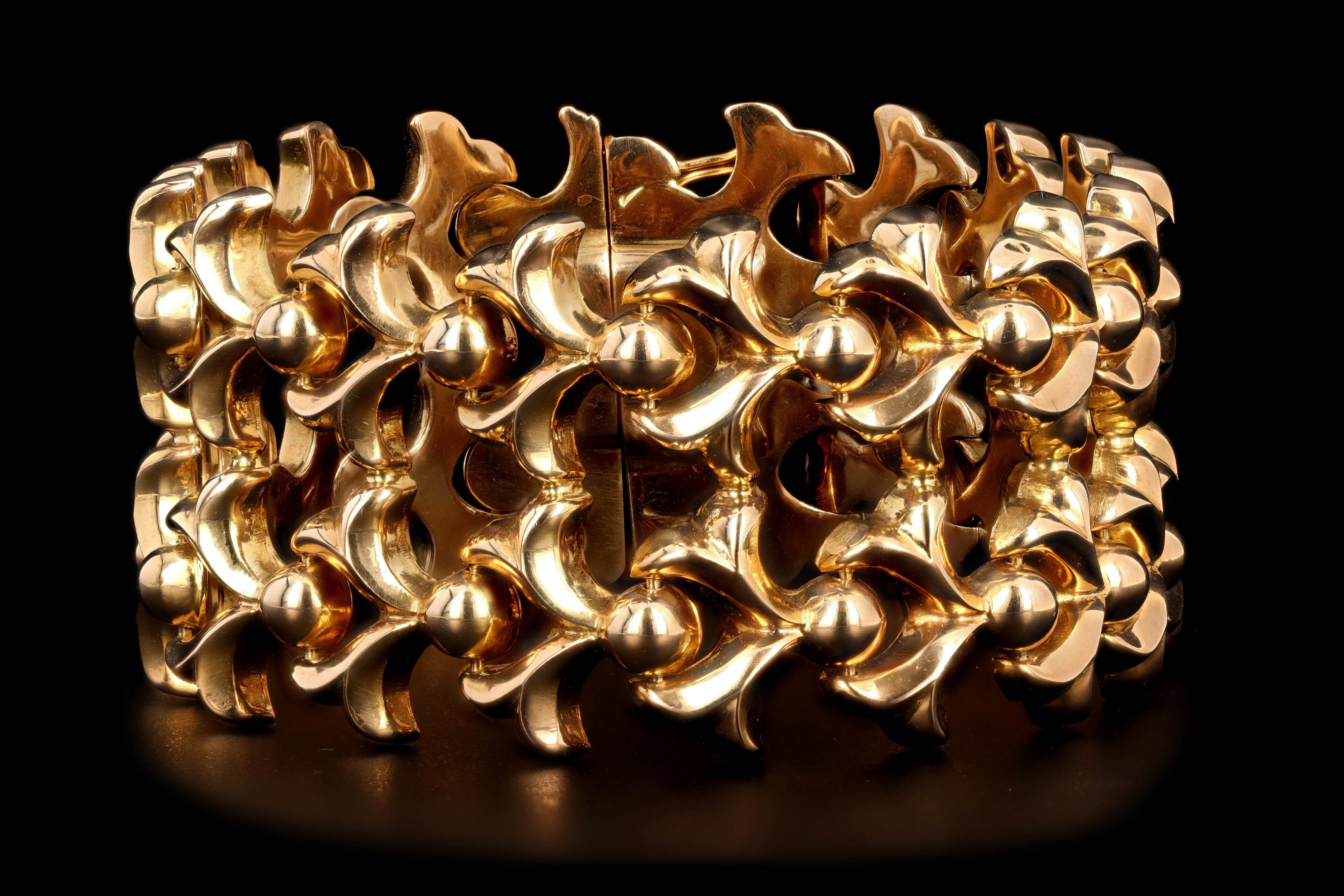 Modern 18K Yellow Gold Bracelet - Queen May