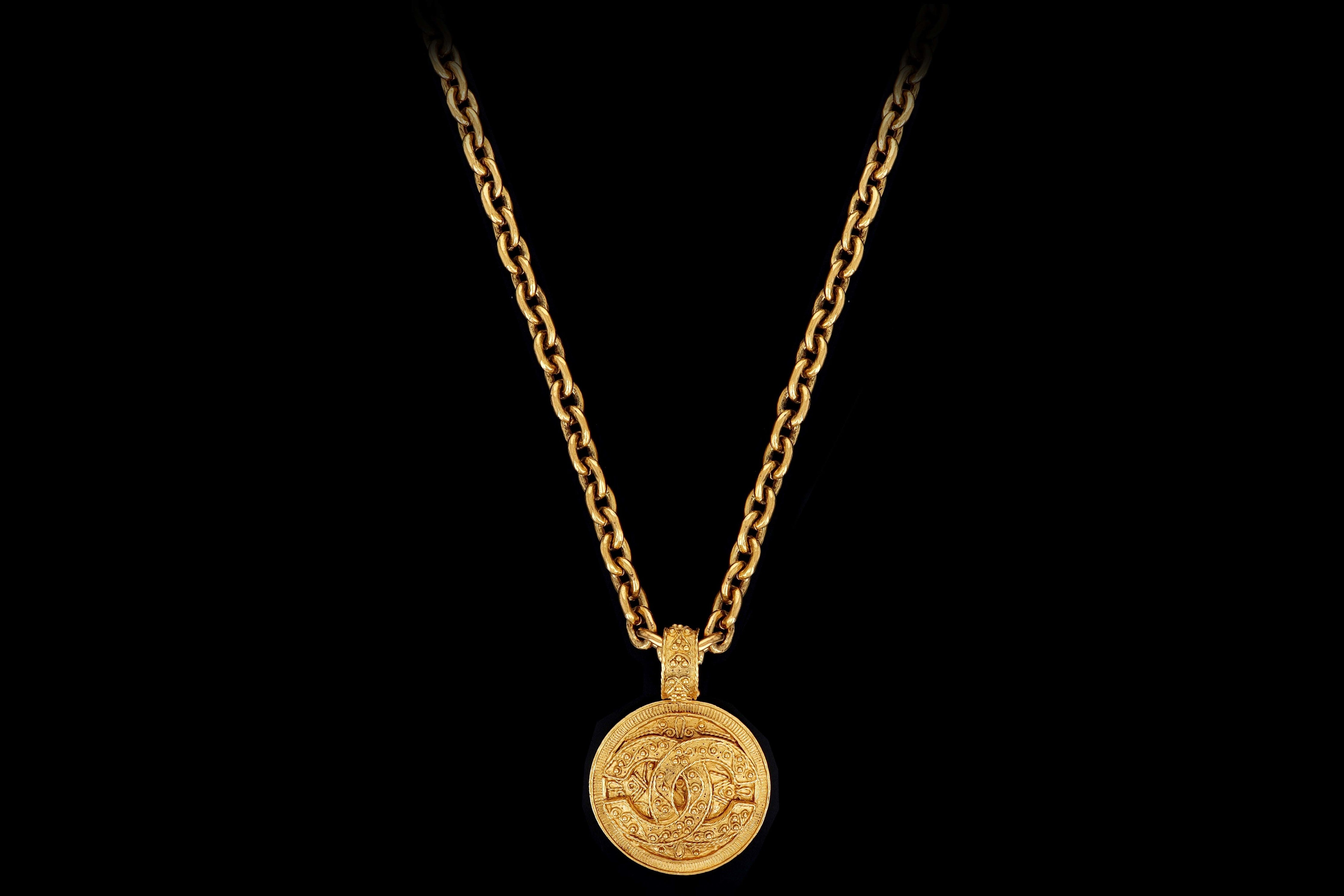1990's Vintage Chanel Gold Plated Necklace - Queen May