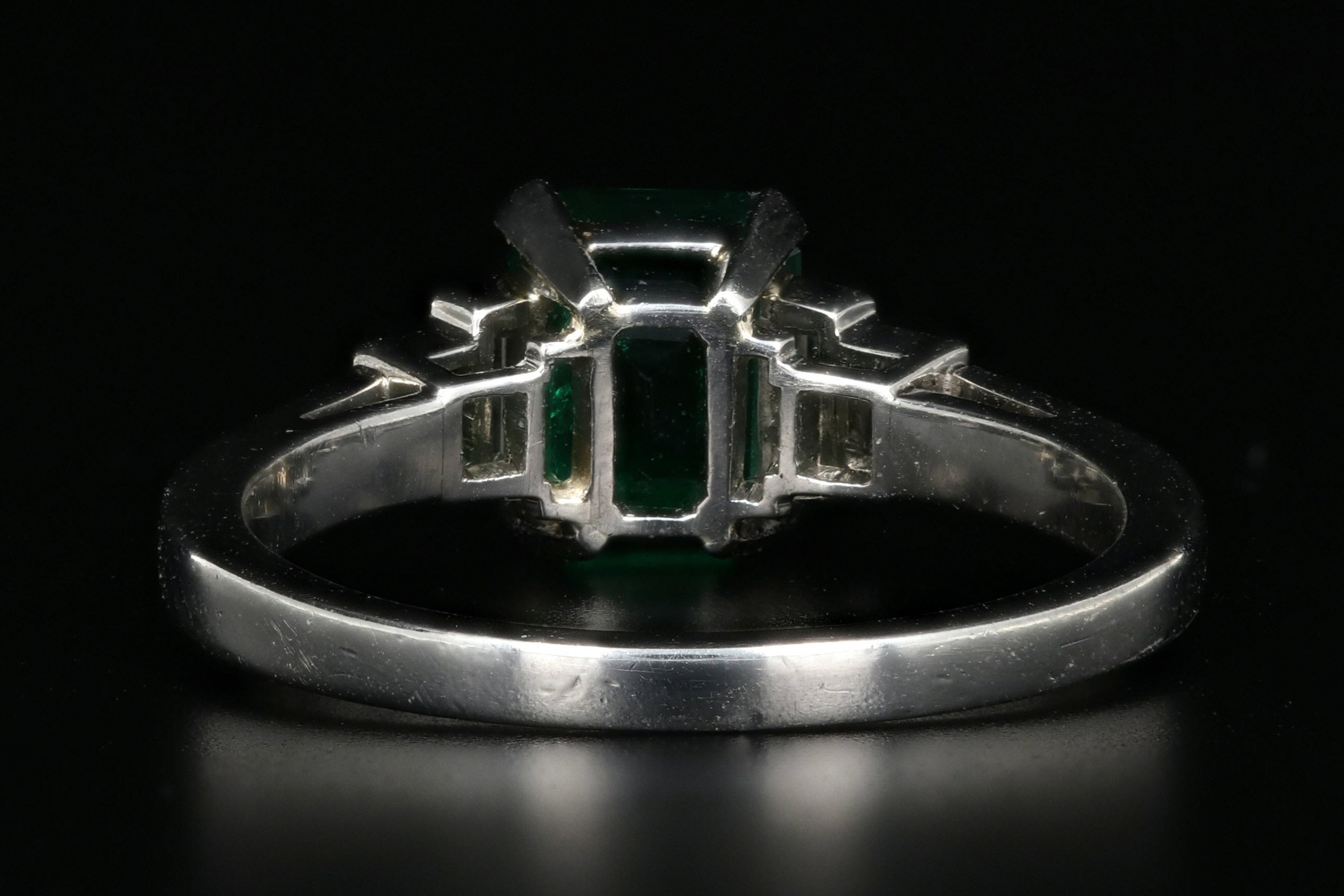 Platinum 1.28 Carat Colombian Emerald GIA Certified - Queen May