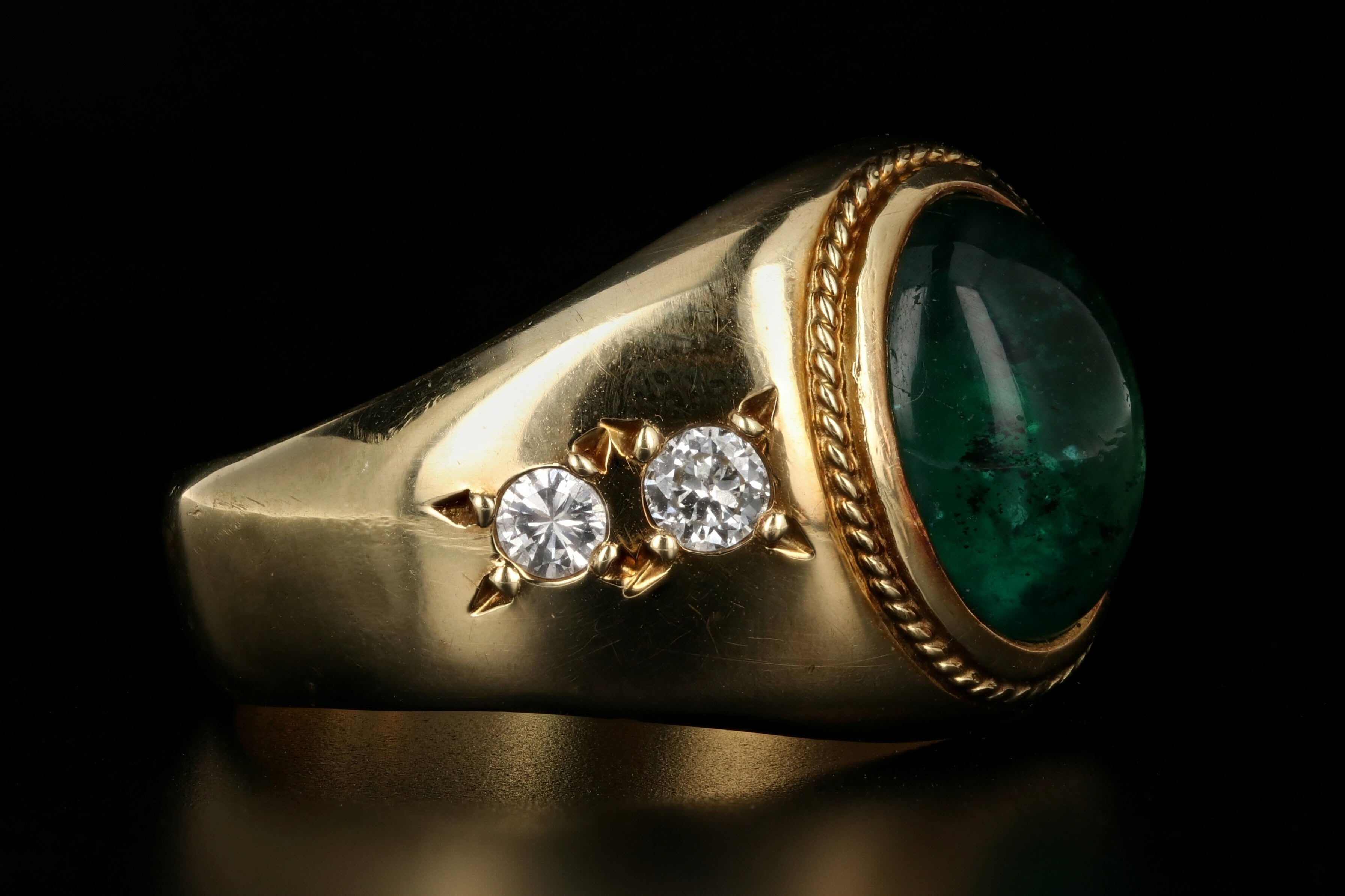 Retro 18K Yellow Gold 3.5 Carat Natural Brazilian Emerald and Diamond Ring AGL Certified - Queen May