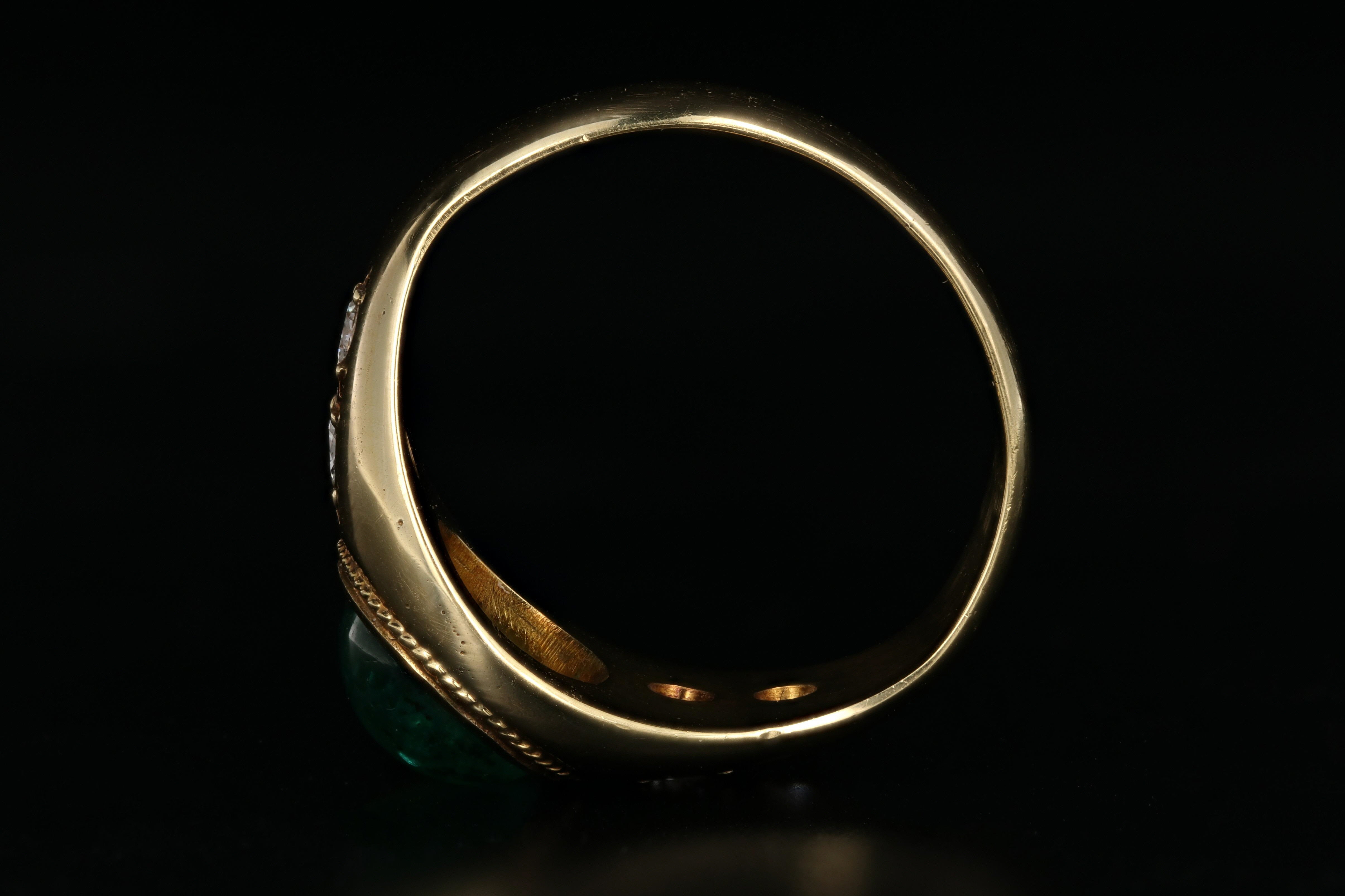 Retro 18K Yellow Gold 3.5 Carat Natural Brazilian Emerald and Diamond Ring AGL Certified - Queen May