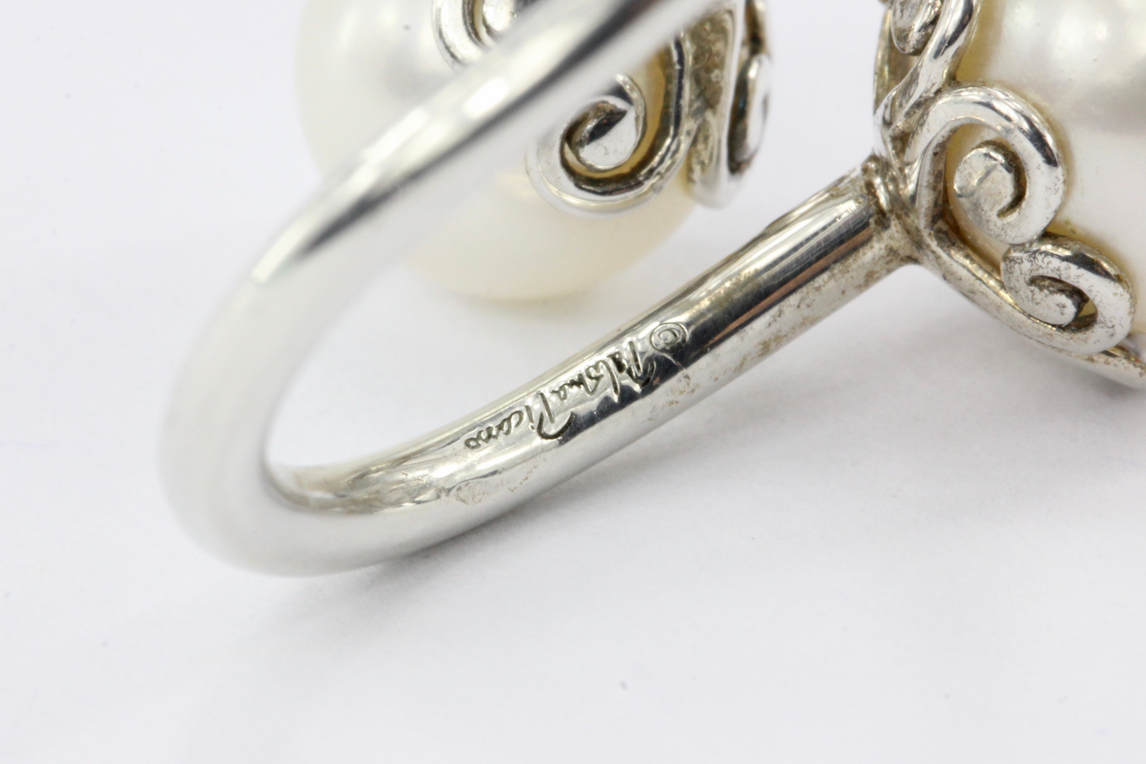 Tiffany & Co. Sterling Silver Goldoni Heart Pearl Ring with Pouch - Queen May