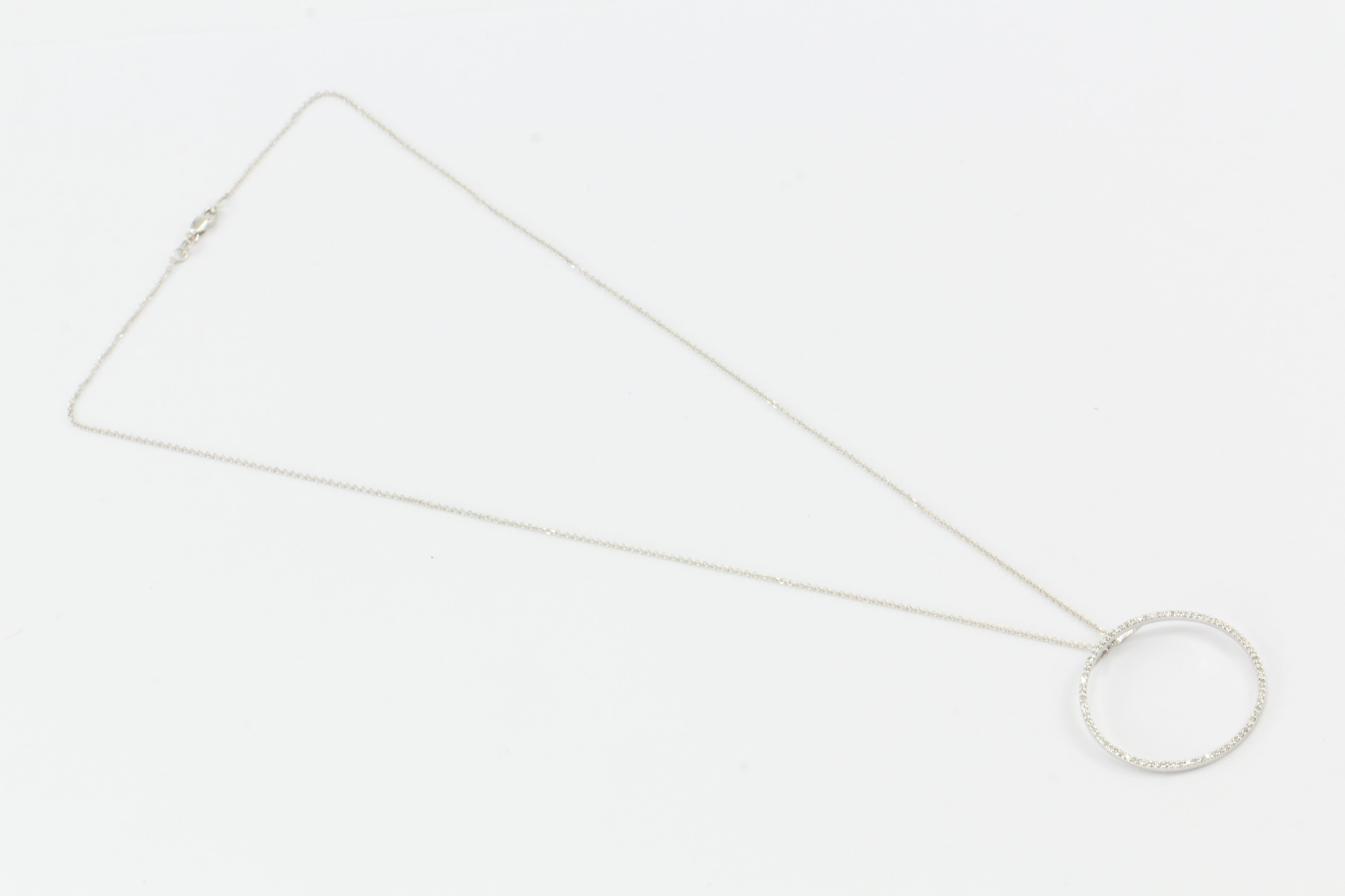 14K White Gold .25 CTW Diamond Circle Pendant Necklace - Queen May