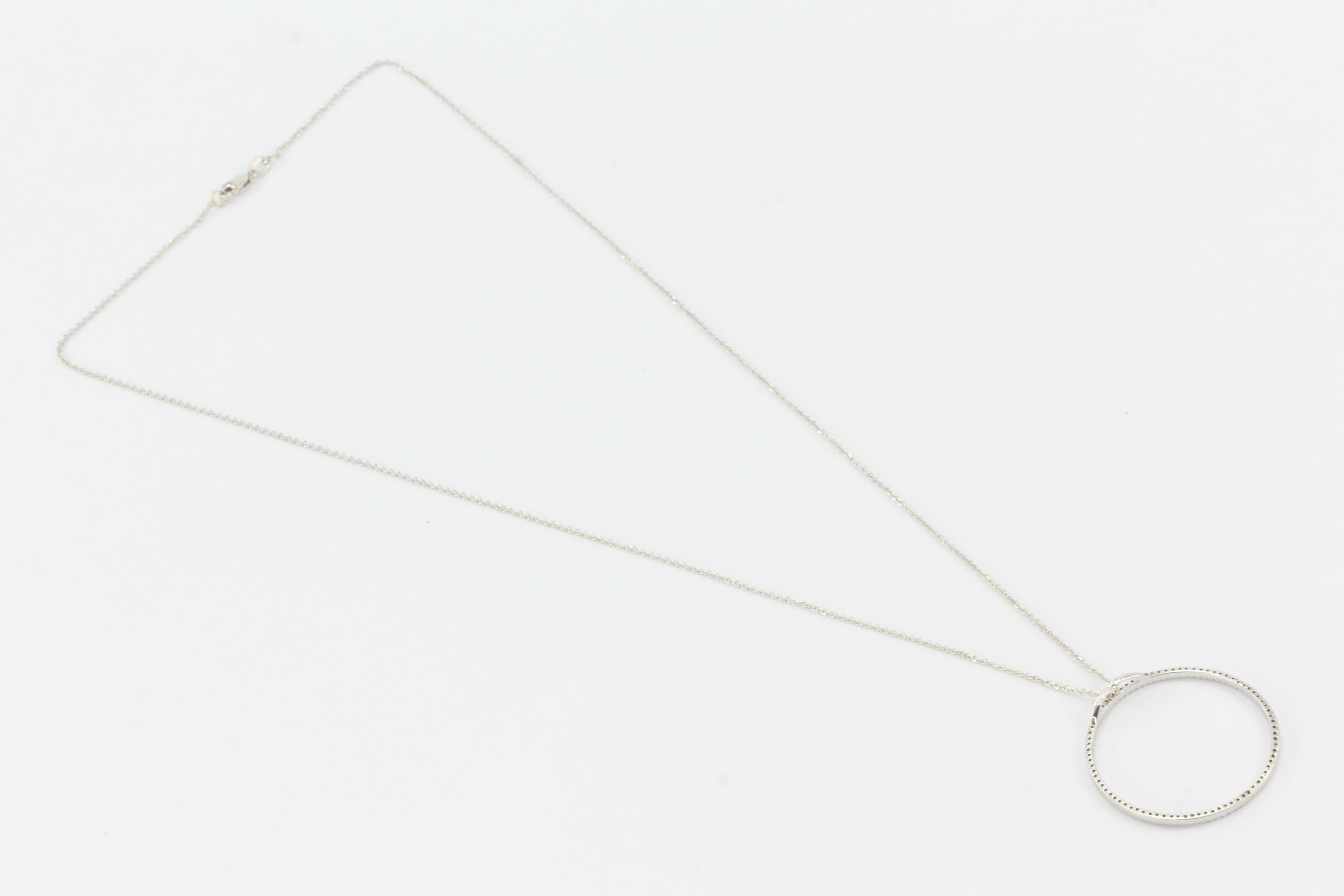 14K White Gold .25 CTW Diamond Circle Pendant Necklace - Queen May