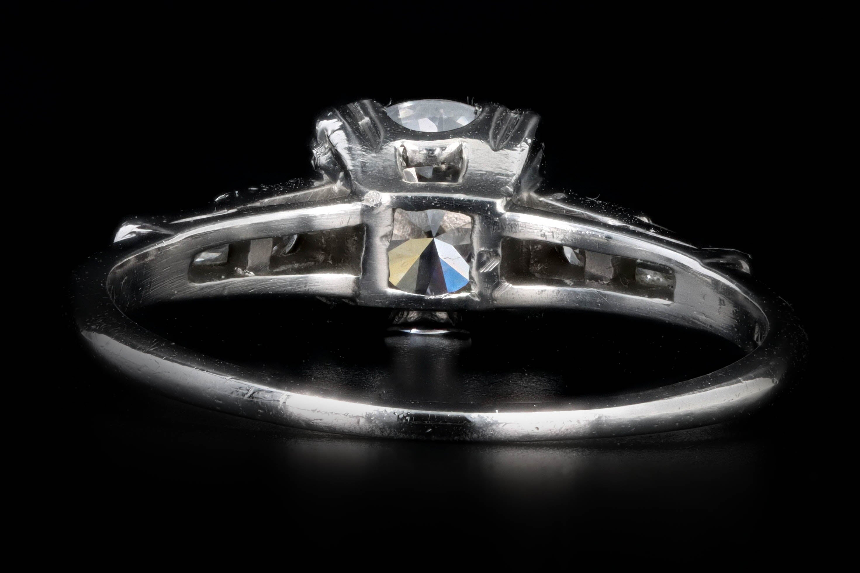 Retro Platinum 1.05 Carat Round Brilliant Diamond Engagement Ring GIA Certified - Queen May