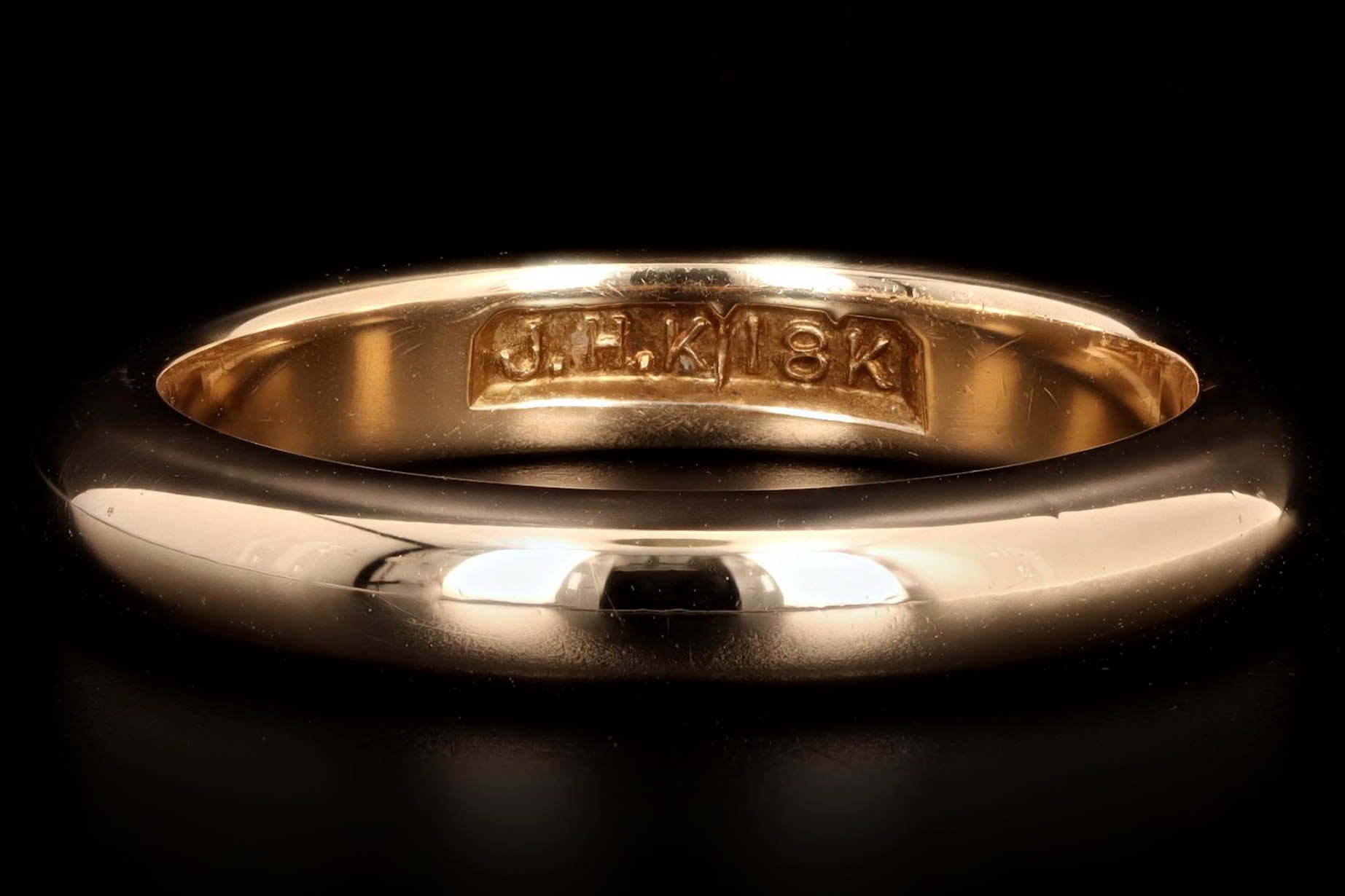 Victorian 18K Yellow Gold 3.3mm Wedding Band - Queen May