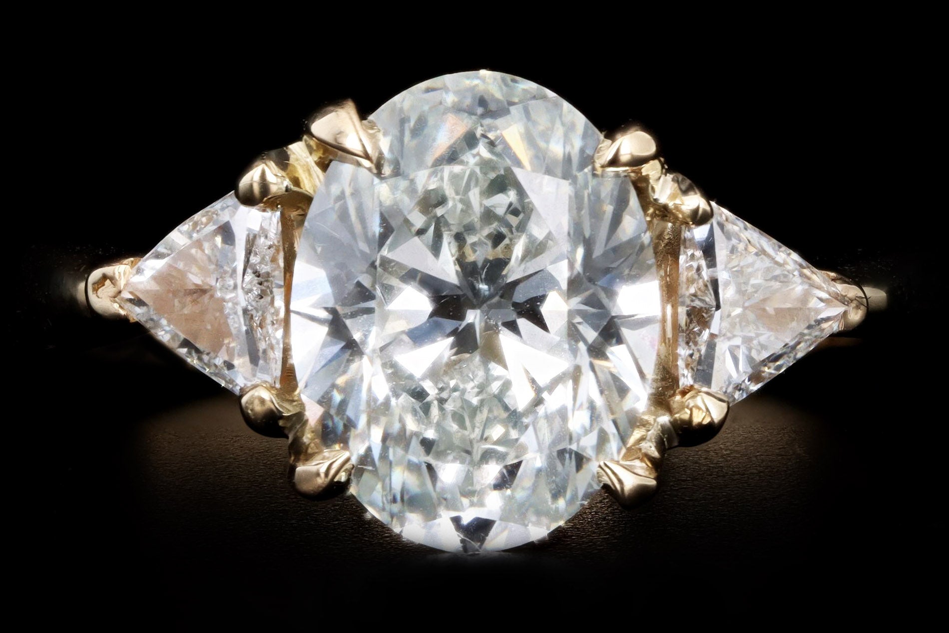 14K Yellow Gold 2.99 Carat Oval Diamond Engagement Ring GIA Certified - Queen May