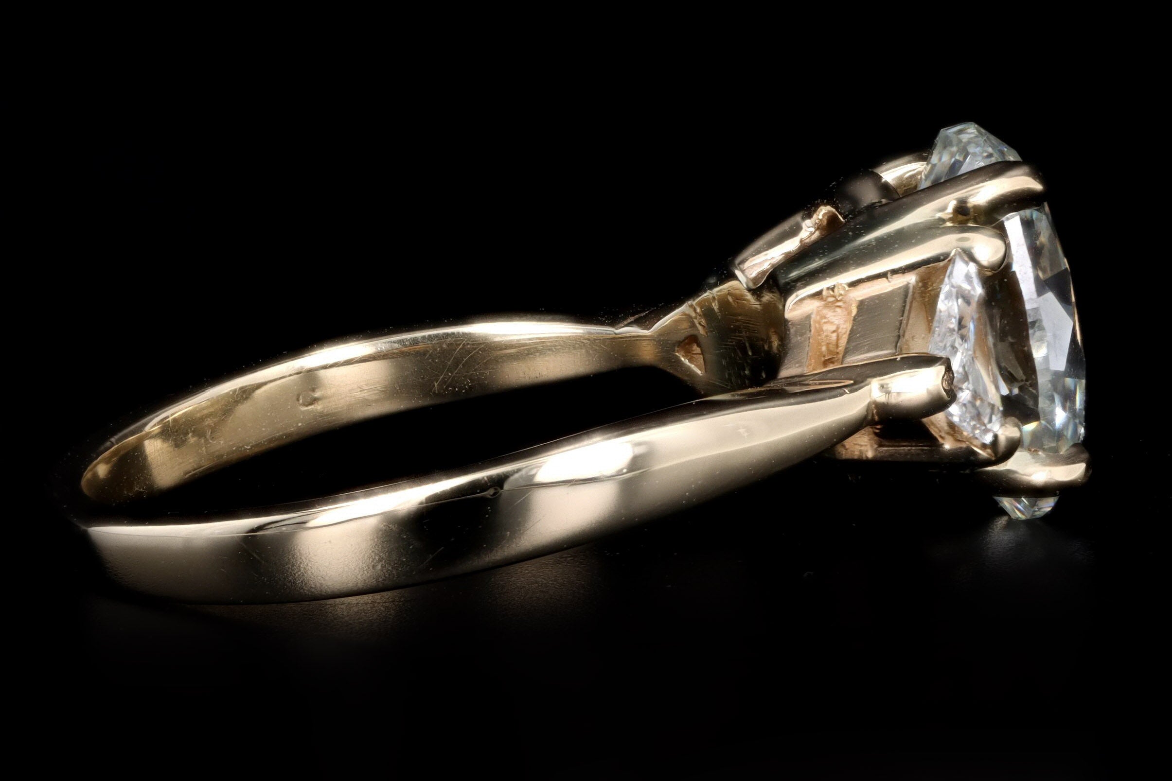 14K Yellow Gold 2.99 Carat Oval Diamond Engagement Ring GIA Certified - Queen May